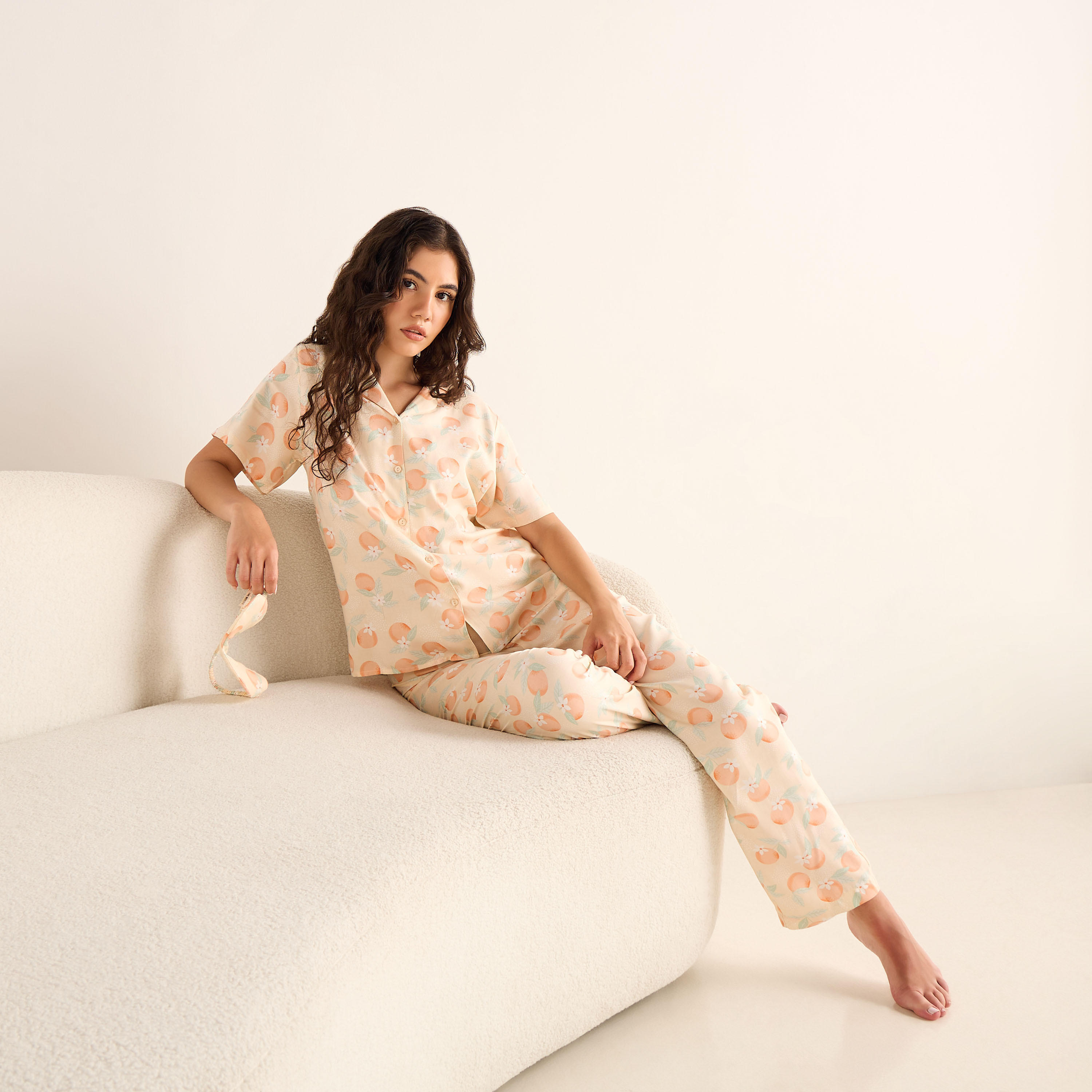 طقم بنطلون بيجاما وقميص بطبعات-women-clothing-nightwear-pyjamas-longsets-image-7