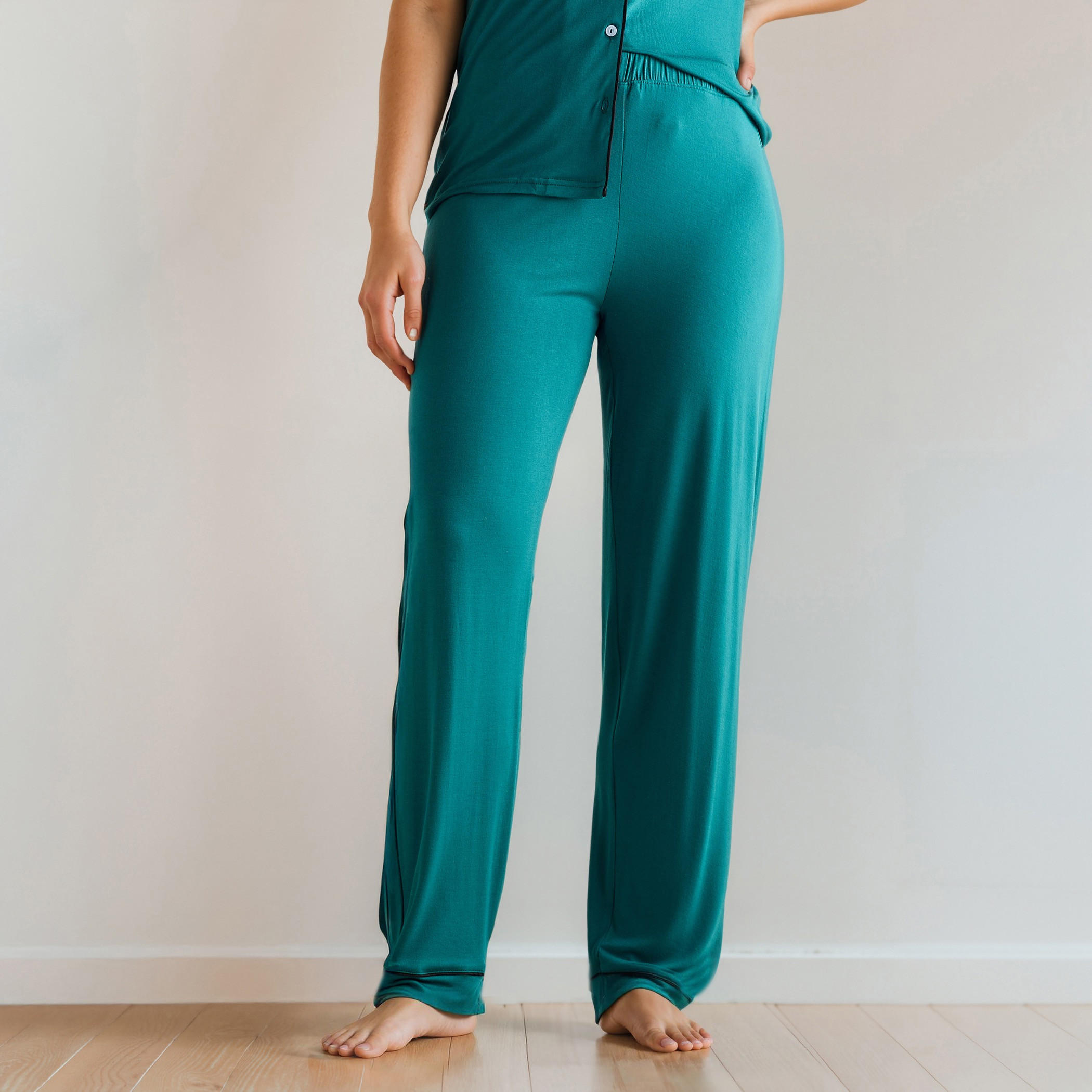 Aadaraya Piping Detail Pyjama Set-women-clothing-nightwear-pyjamas-longsets-image-4