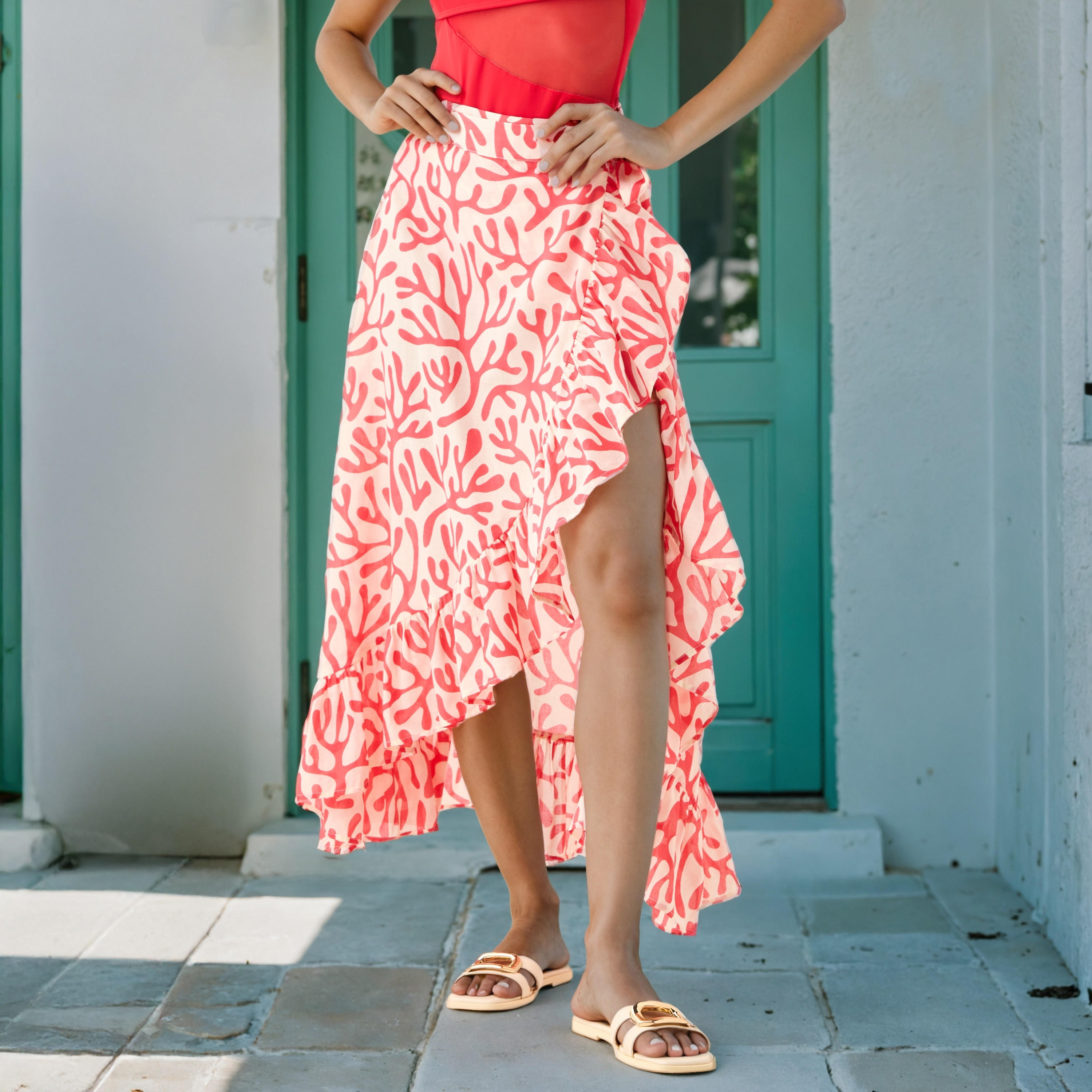 سارونج بتفاصيل كشكش وطبعات-women-clothing-swimandbeach-beachwear-image-5