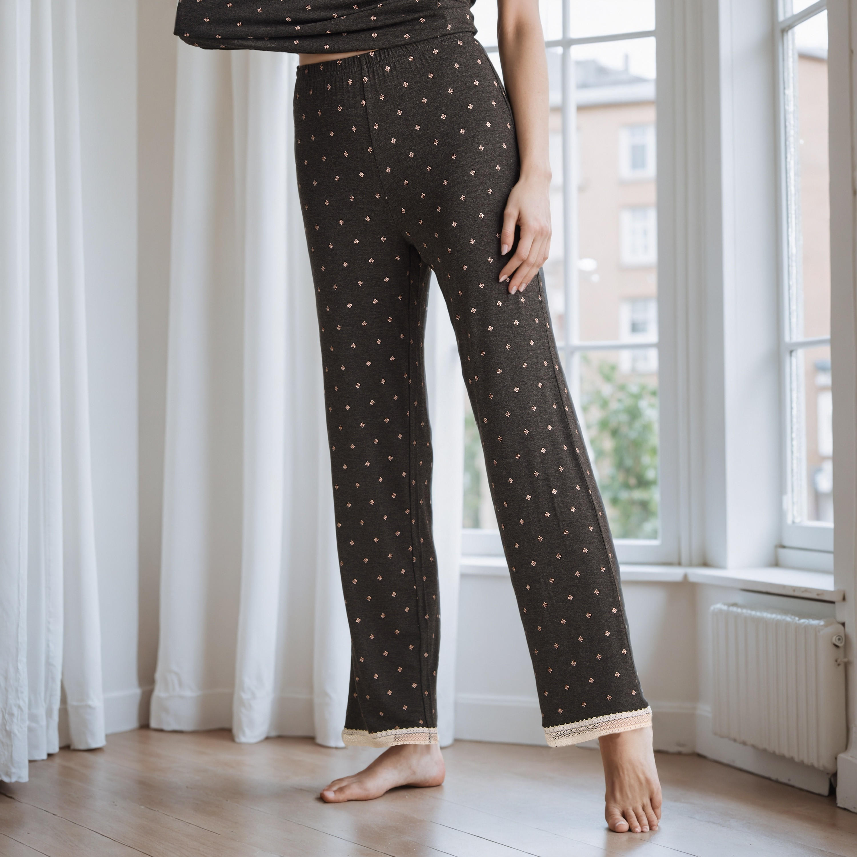 Printed Pyjama Set-women-clothing-nightwear-pyjamas-longsets-image-4