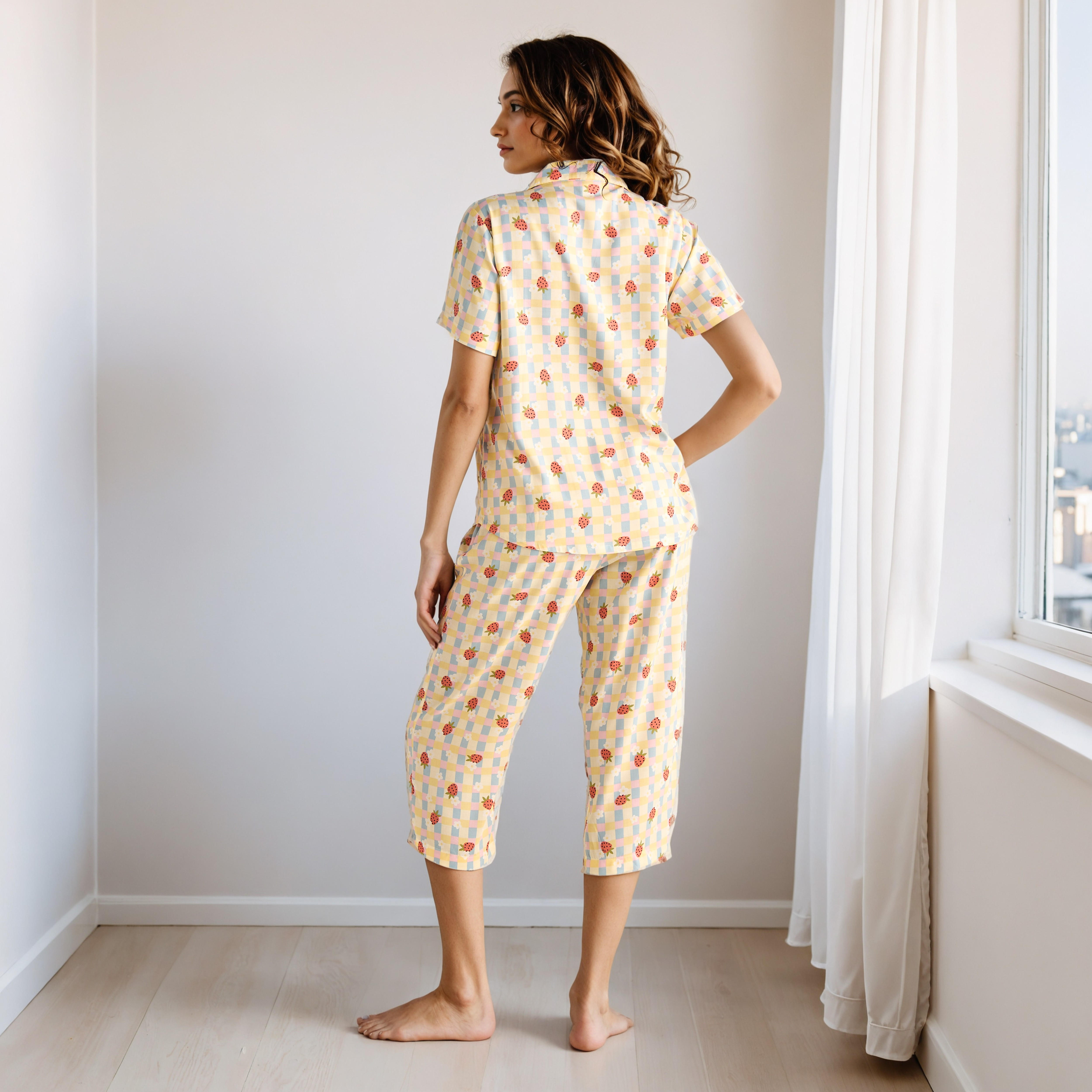 Strawberry Print Pyjama Set-women-clothing-nightwear-pyjamas-longsets-image-4