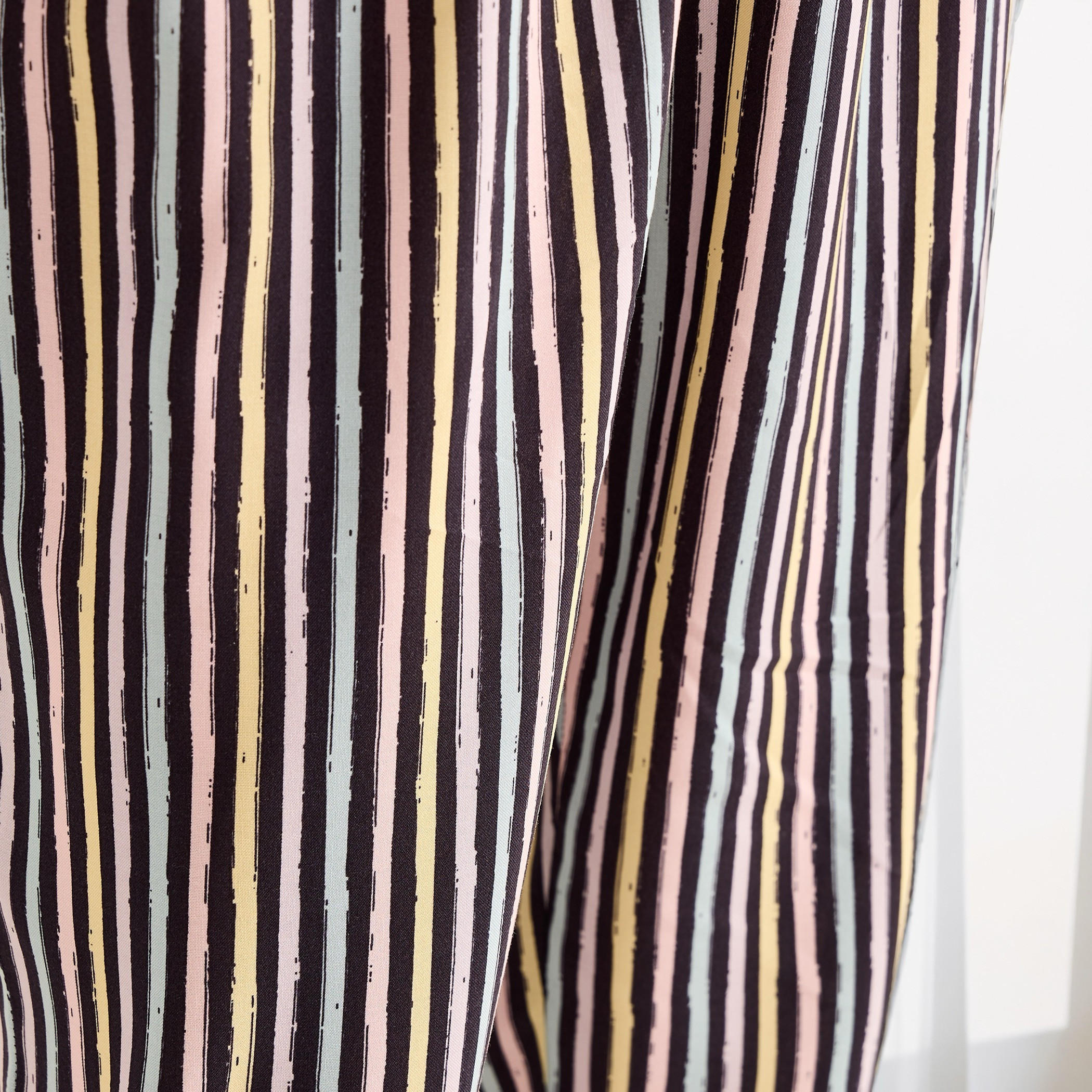 بنطلون بيجاما مقلم بحزام خصر مطاطي-women-clothing-nightwear-pyjamas-bottoms-image-10