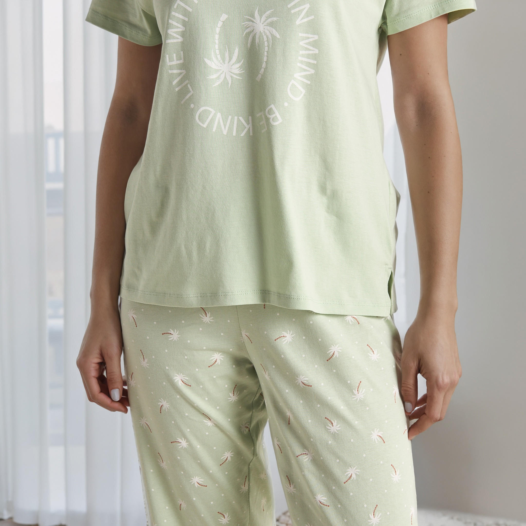 طقم بيجاما قطن بطبعات-women-clothing-nightwear-pyjamas-longsets-image-2