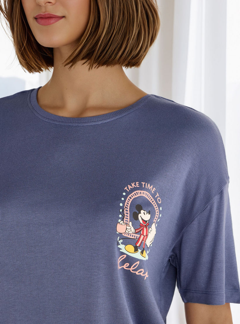 طقم شورت بطبعات ميكي ماوس-women-clothing-nightwear-pyjamas-shortsets-image-2