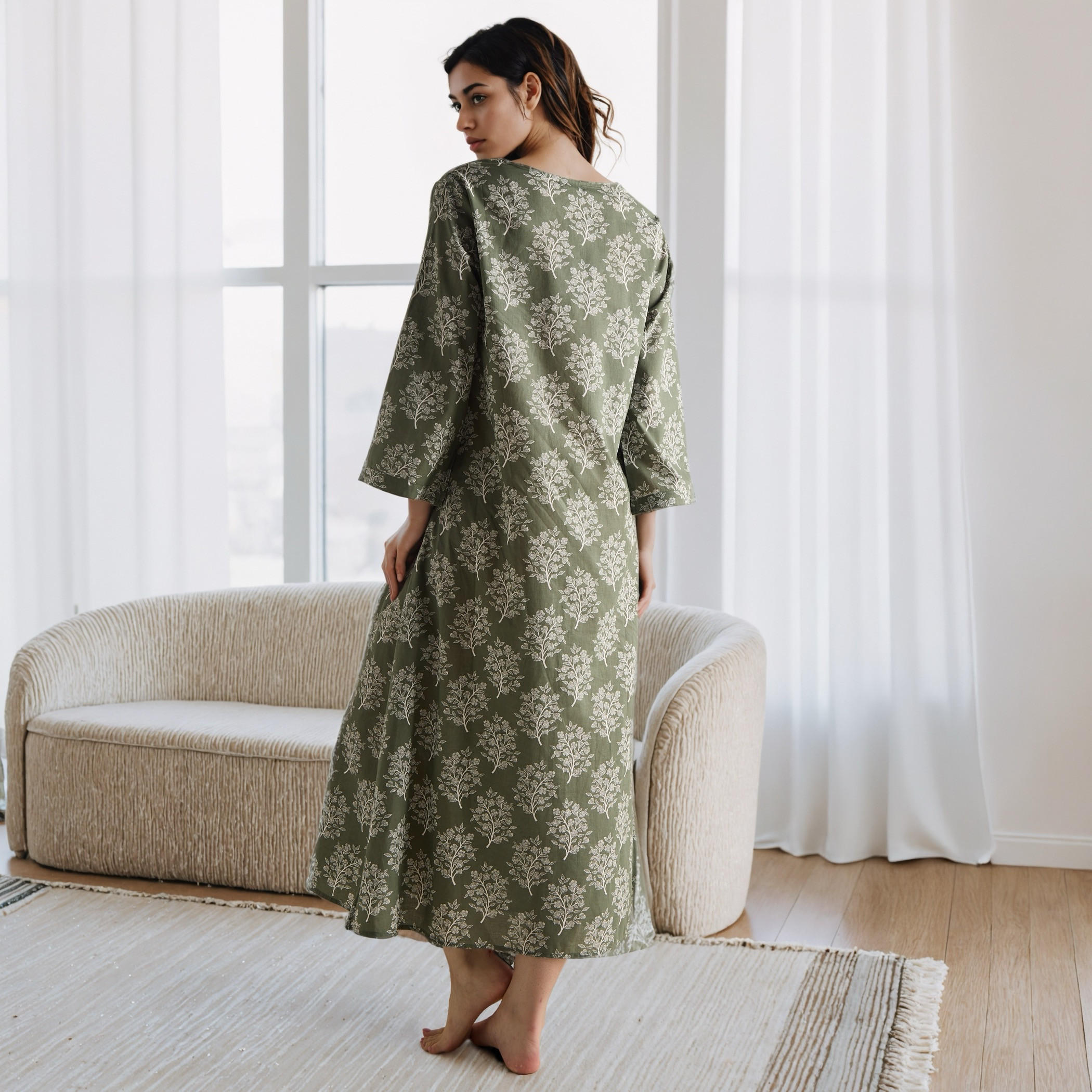 فستان نوم قفطان قطن بياقة V وطبعات-women-clothing-nightwear-nighties-image-3