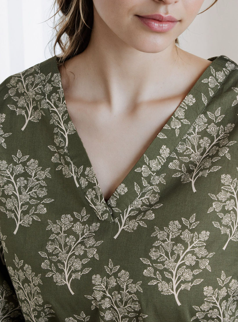 فستان نوم قفطان قطن بياقة V وطبعات-women-clothing-nightwear-nighties-image-4