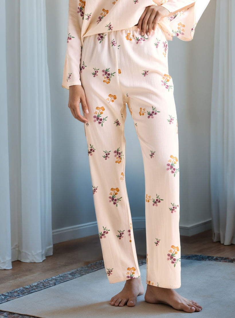 طقم بيجاما أنيق بطبعات-women-clothing-nightwear-pyjamas-longsets-image-4