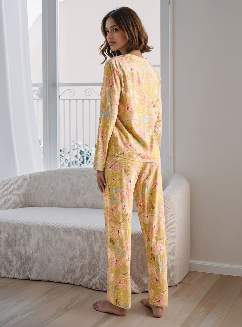 طقم بيجاما بطبعات-women-clothing-nightwear-pyjamas-longsets-image-4