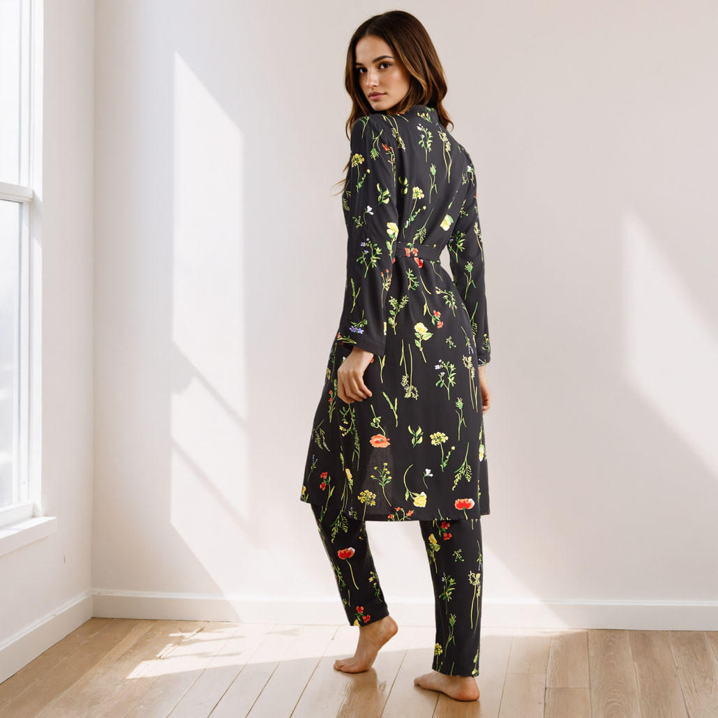 طقم بيجاما وروب بطبعات زهرية-women-clothing-nightwear-pyjamas-longsets-image-2