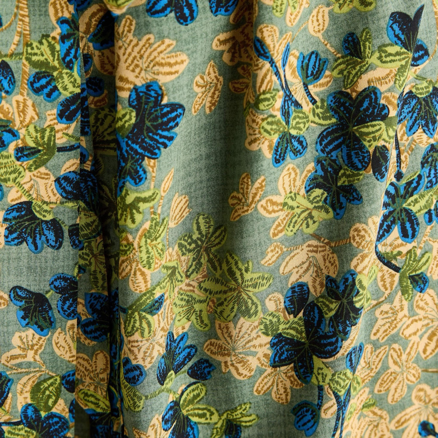 طقم بيجاما وروب بطبعات زهرية-women-clothing-nightwear-pyjamas-longsets-image-1