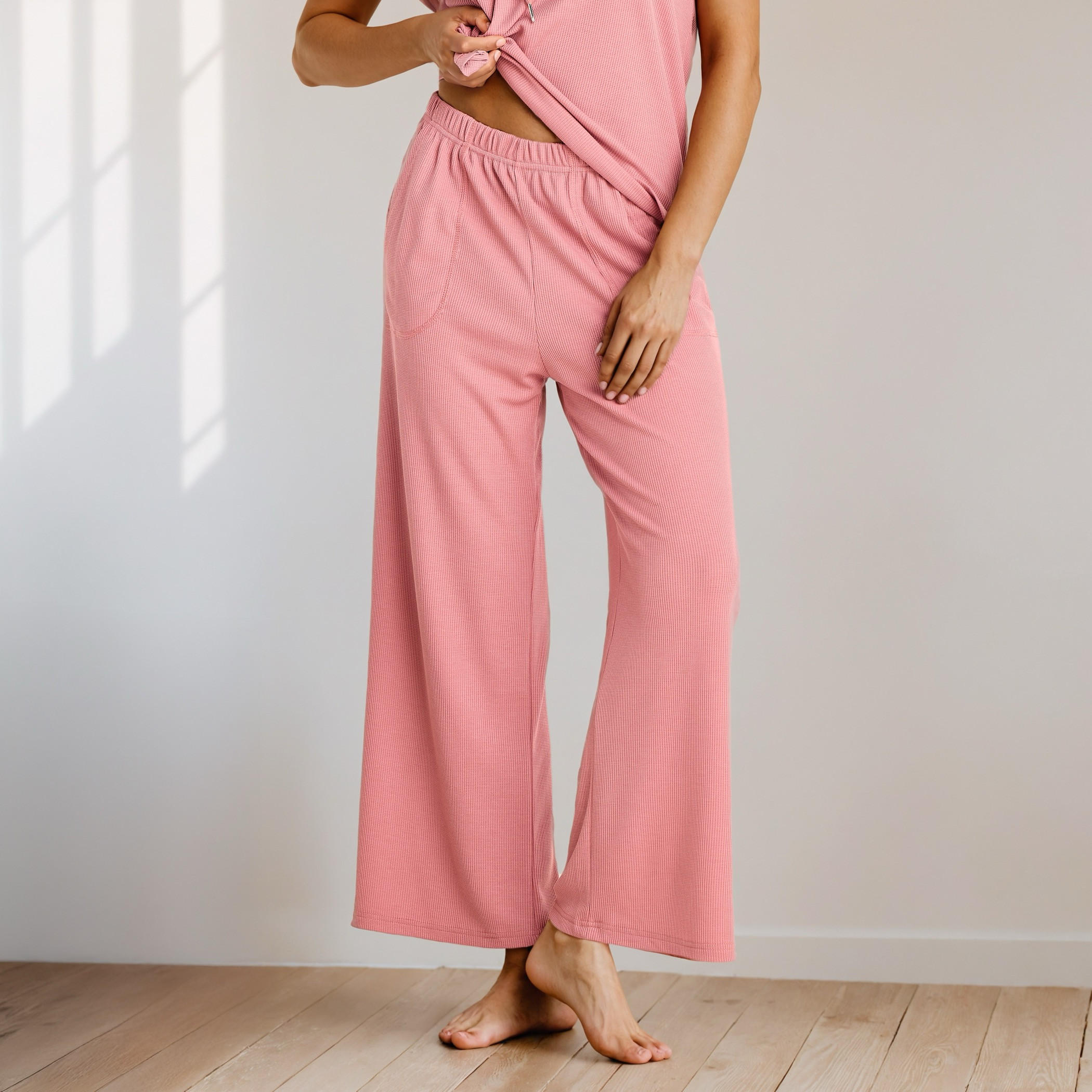Textured Pyjama Set-women-clothing-nightwear-pyjamas-longsets-image-4