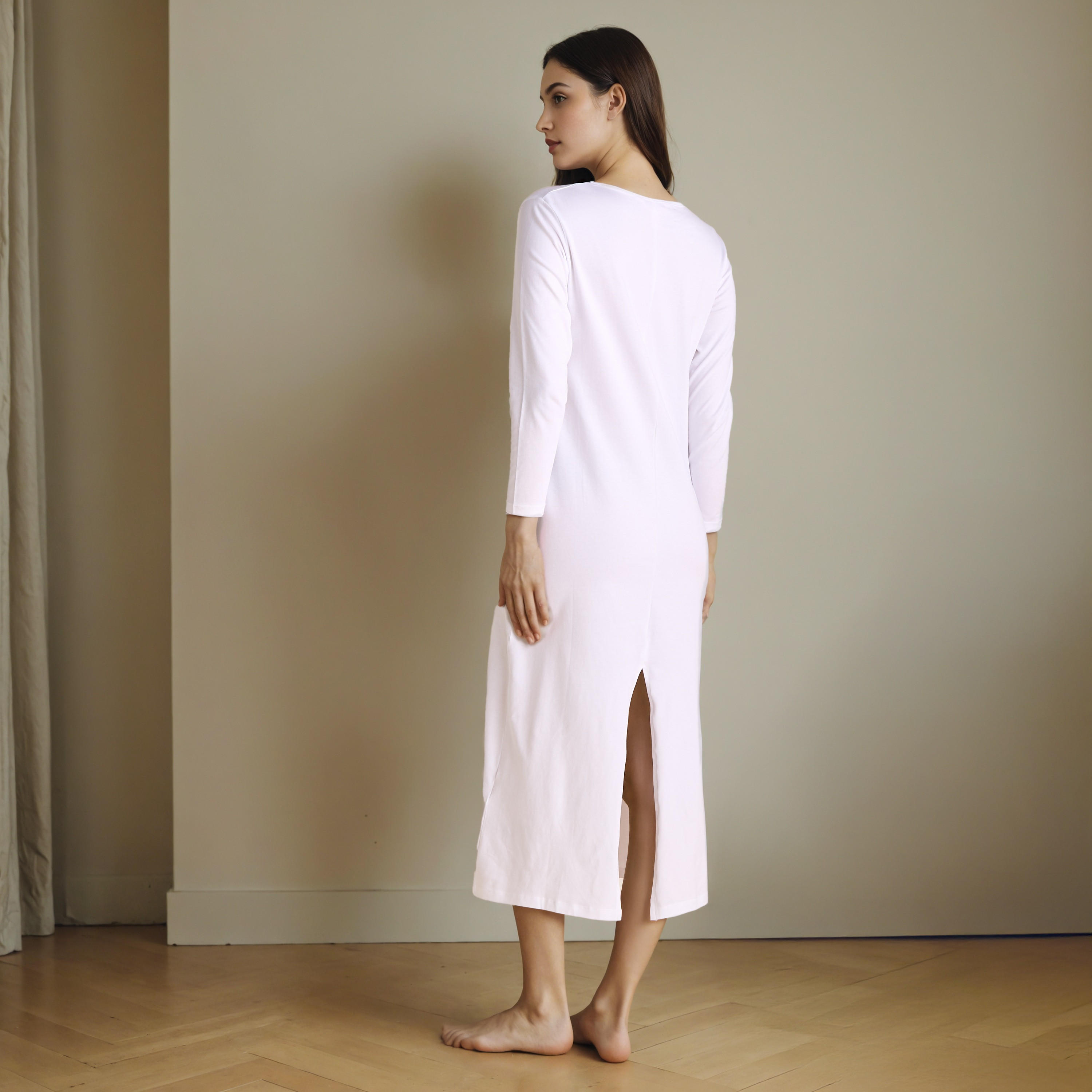 فستان نوم بأكمام طويلة وفتحة خلفية-women-clothing-nightwear-nighties-image-3