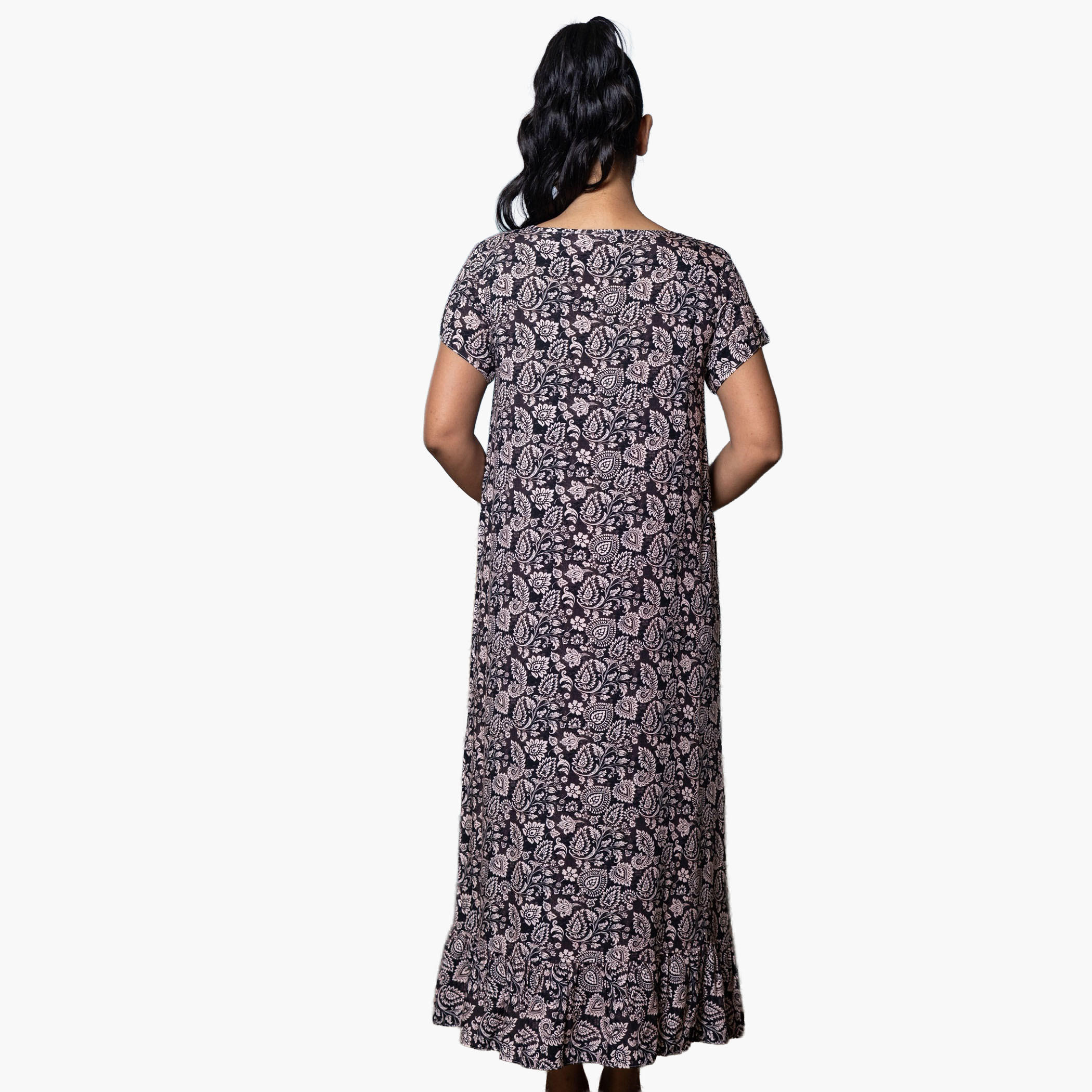 فستان نوم بأكمام قصيرة وطبعات من آدارايا-women-clothing-nightwear-nighties-image-4