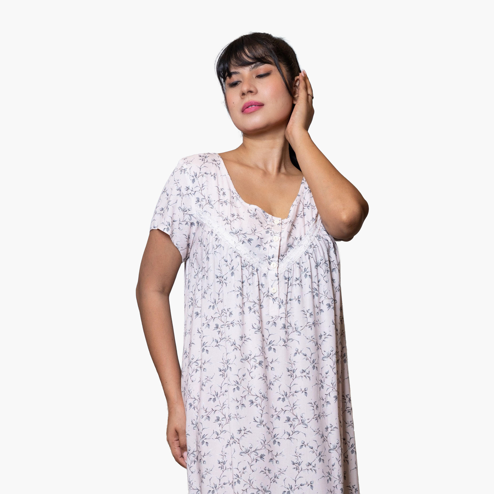 فستان نوم بأكمام قصيرة وطبعات من آدارايا-women-clothing-nightwear-nighties-image-3