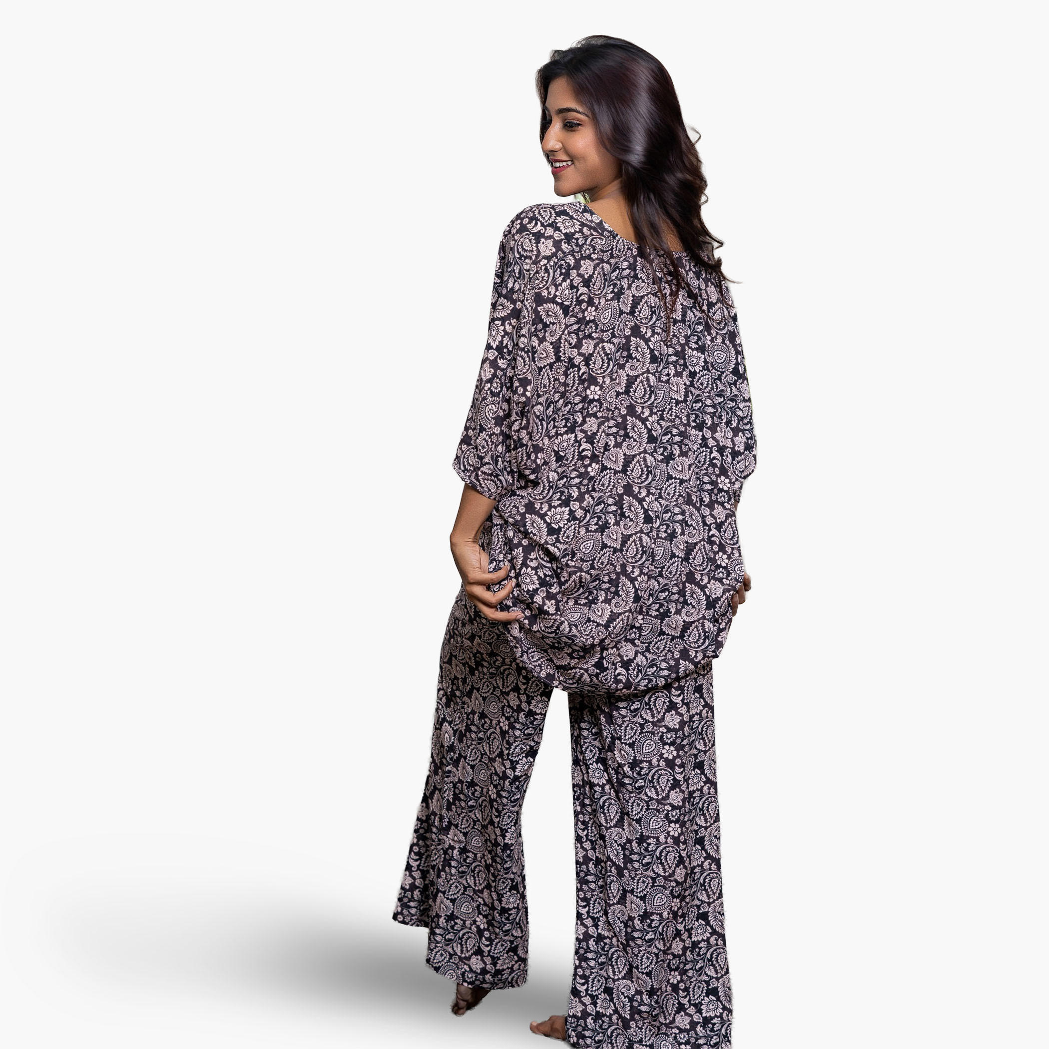 طقم بيجاما كيمونو مع بلوزة كامي وبنطلون من آدارايا-women-clothing-nightwear-pyjamas-longsets-image-3