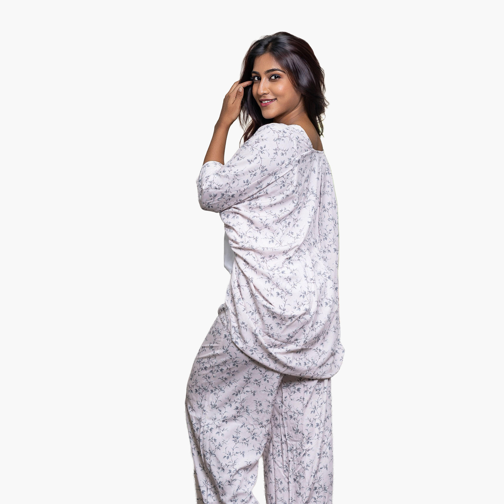 طقم بيجاما كيمونو مع بلوزة كامي وبنطلون من آدارايا-women-clothing-nightwear-pyjamas-longsets-image-2