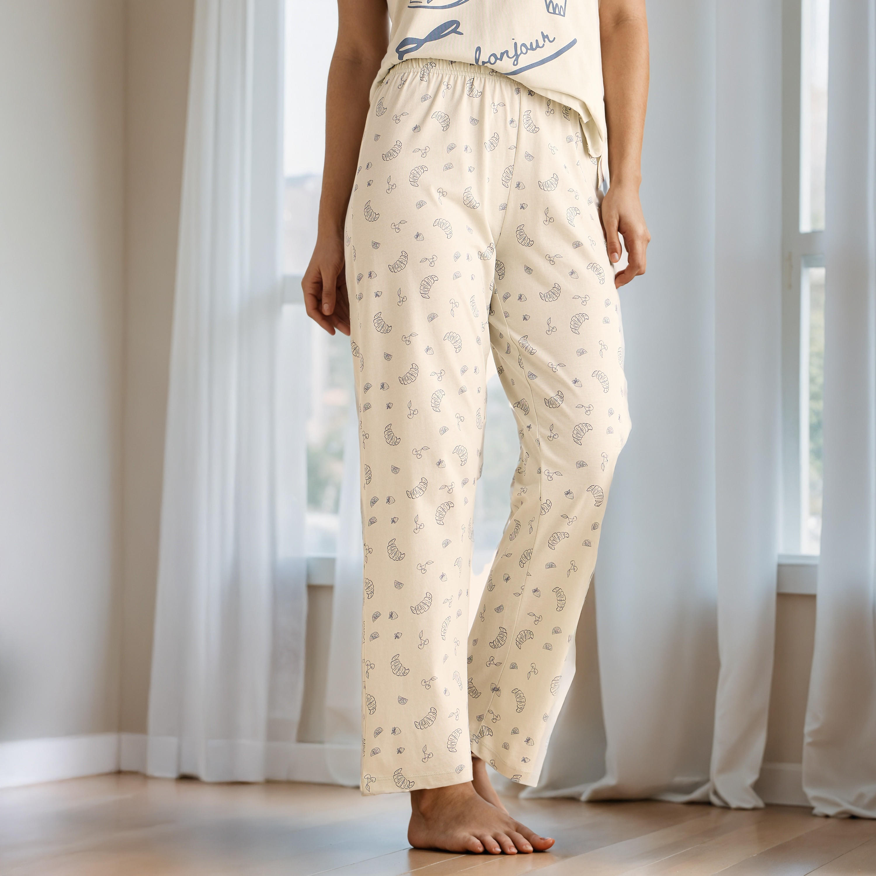 طقم بيجاما قطن بطبعات-women-clothing-nightwear-pyjamas-bottoms-image-4