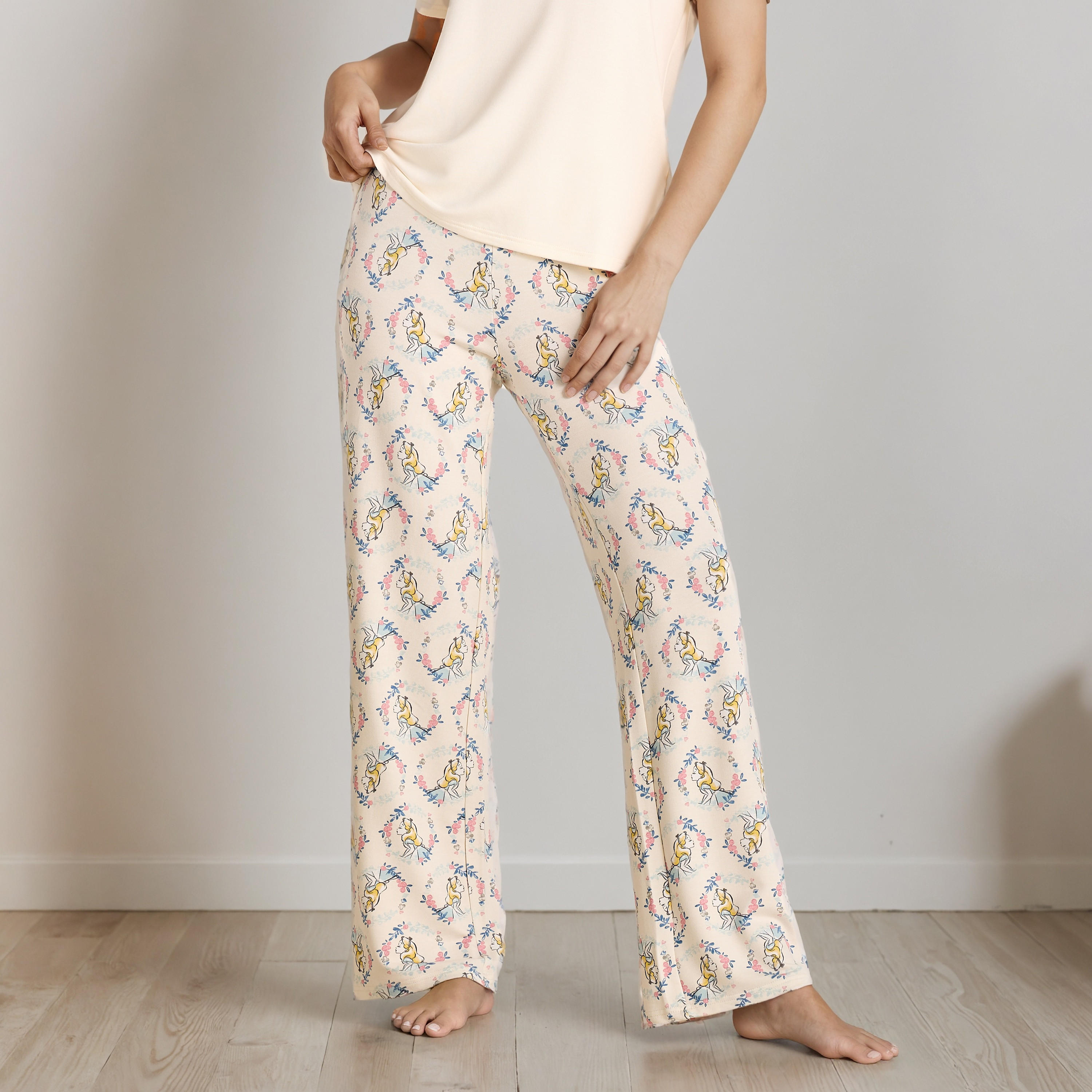 Pyjama Set T-shirt & Trousers-women-clothing-nightwear-pyjamas-longsets-image-3