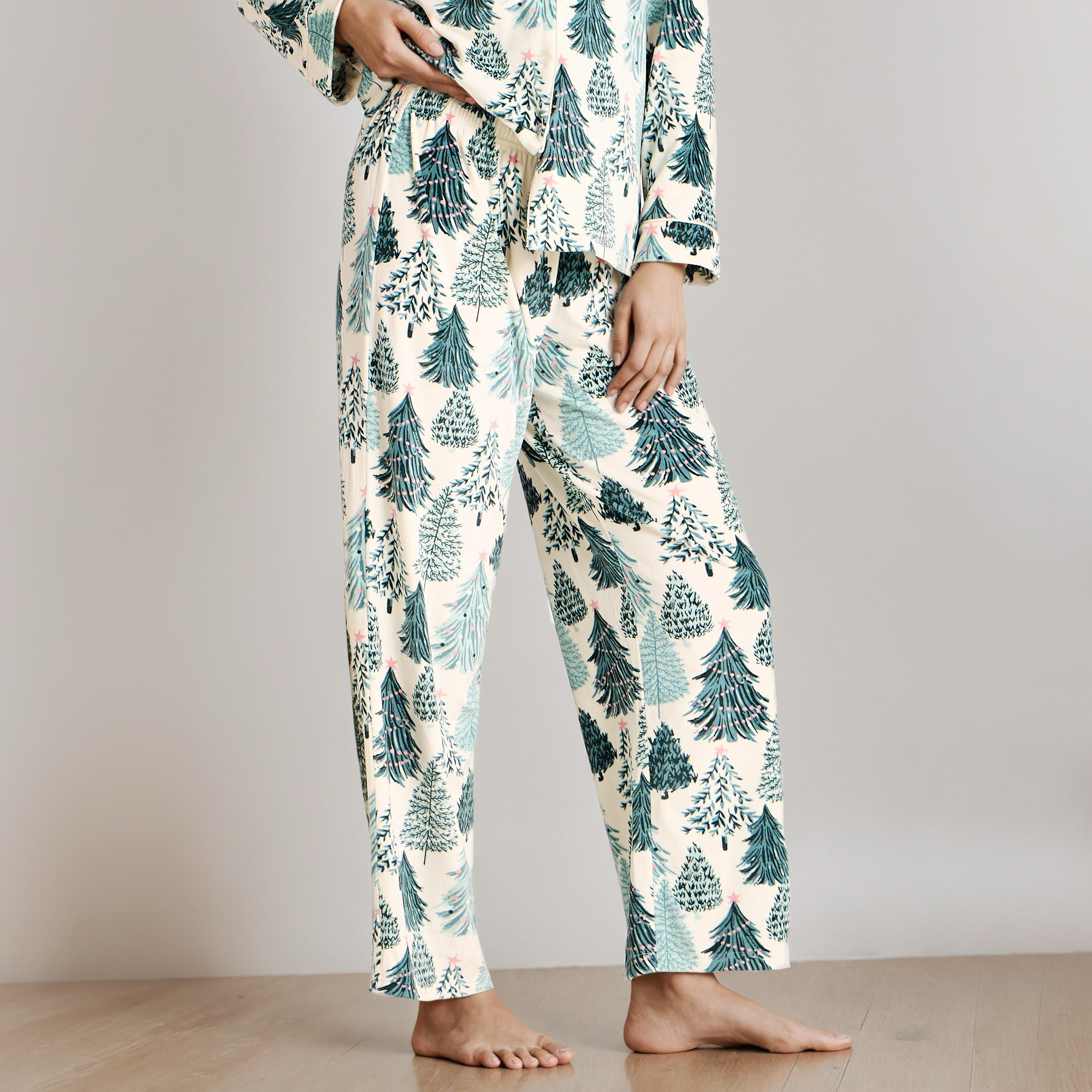 طقم بيجاما بطبعات-women-clothing-nightwear-pyjamas-longsets-image-3