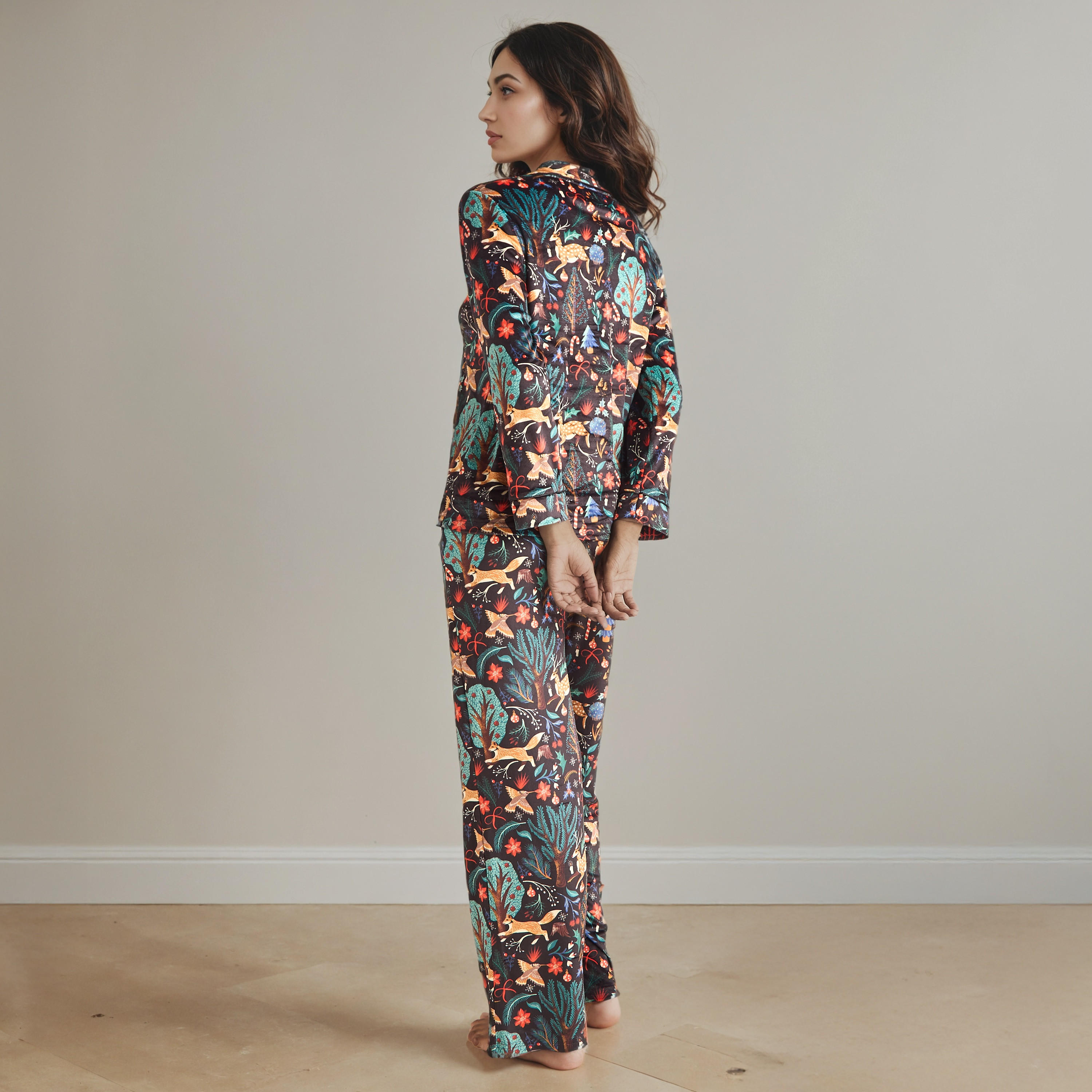 طقم بيجاما بطبعات-women-clothing-nightwear-pyjamas-longsets-image-4