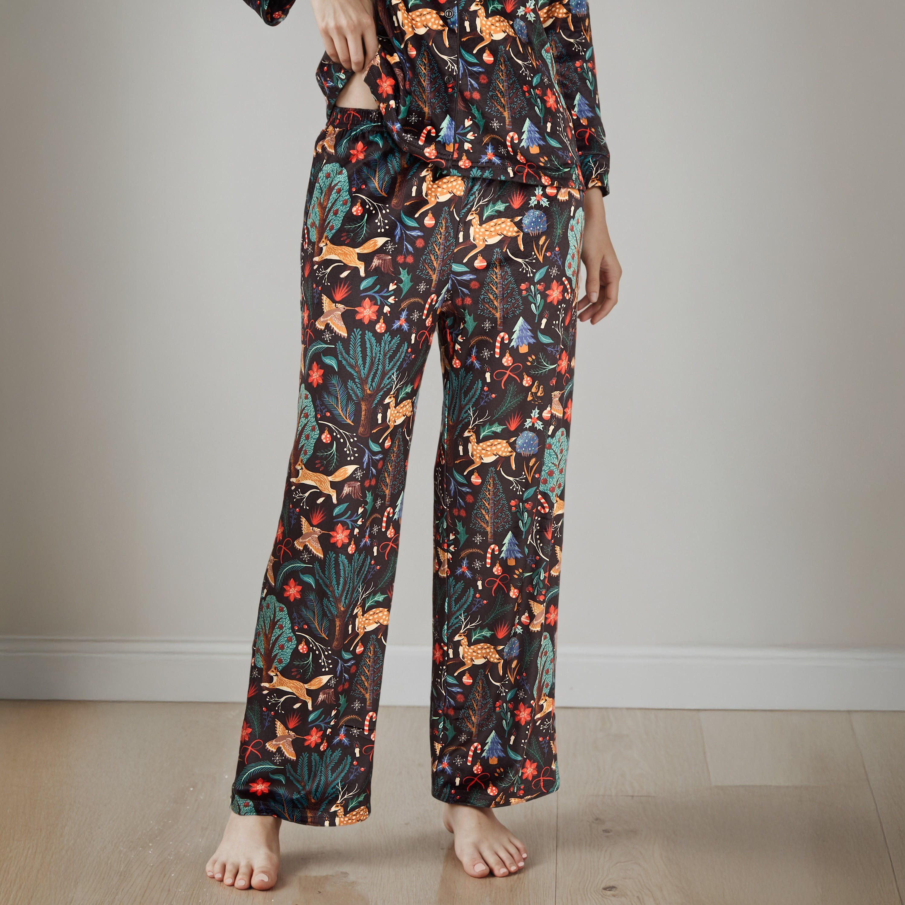 طقم بيجاما بطبعات-women-clothing-nightwear-pyjamas-longsets-image-3