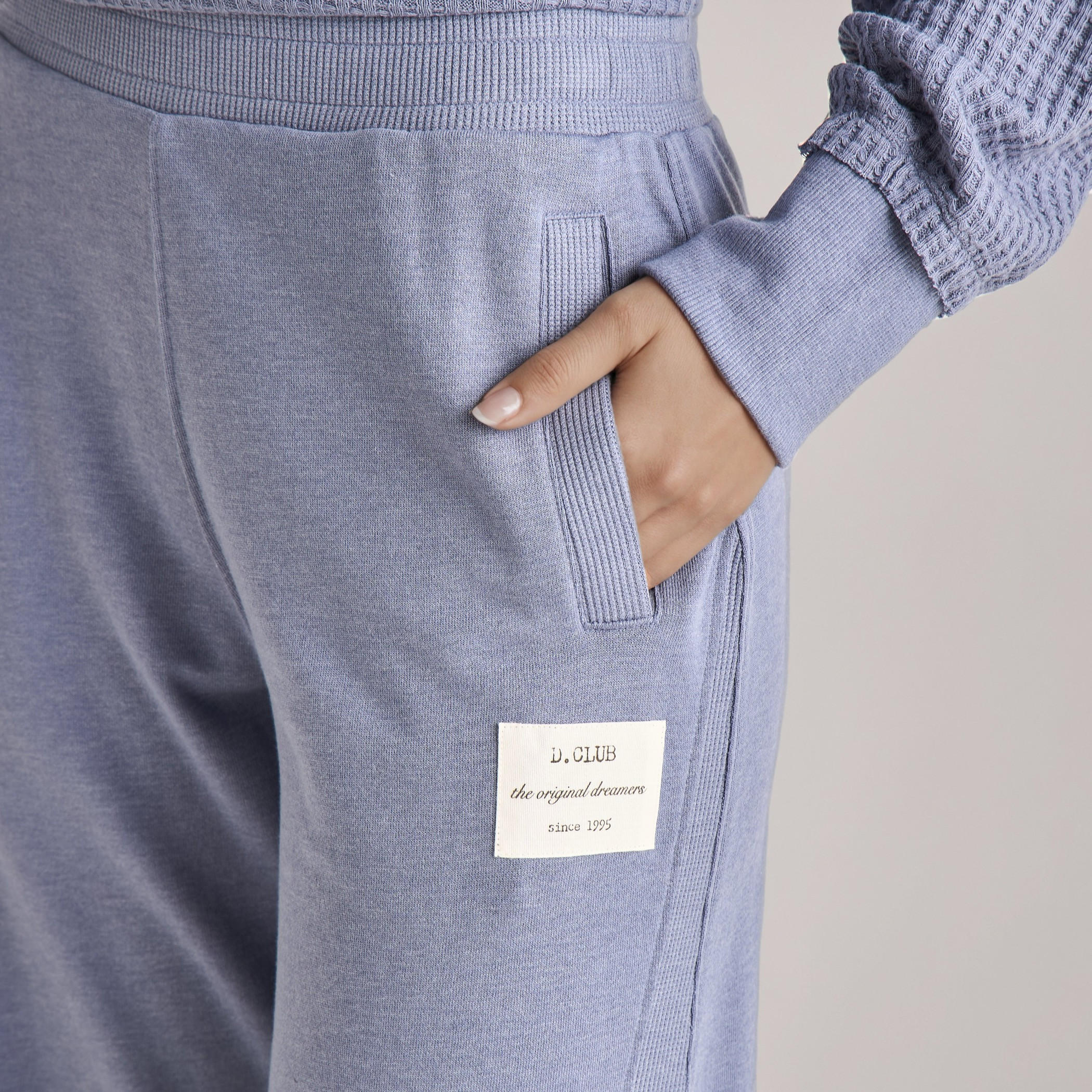 Pyjama Set Textured Sweatshirt & Pants-women-clothing-nightwear-pyjamas-longsets-image-5