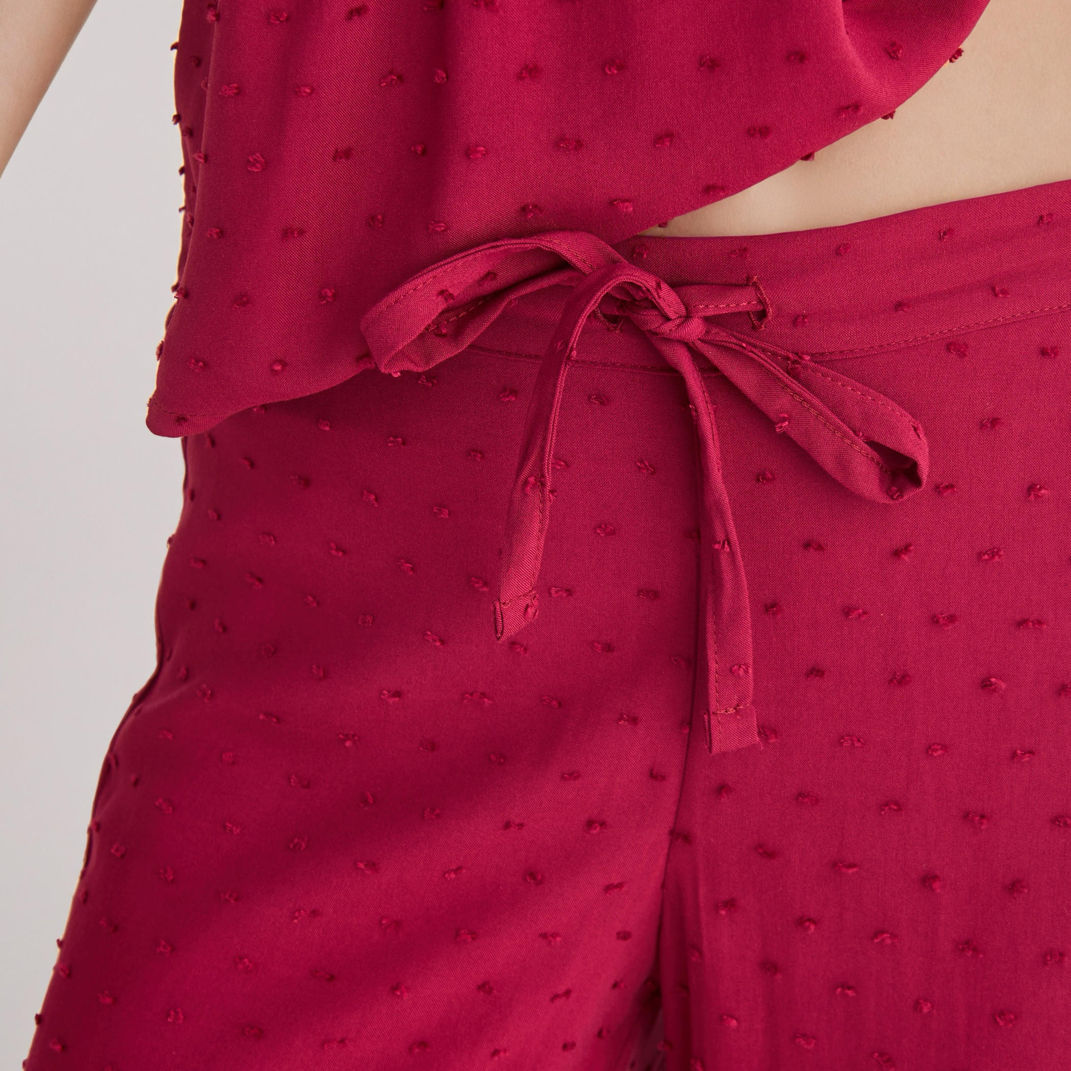 طقم بيجاما رايون بلوزة بأزرار وبنطلون-women-clothing-nightwear-pyjamas-longsets-image-6