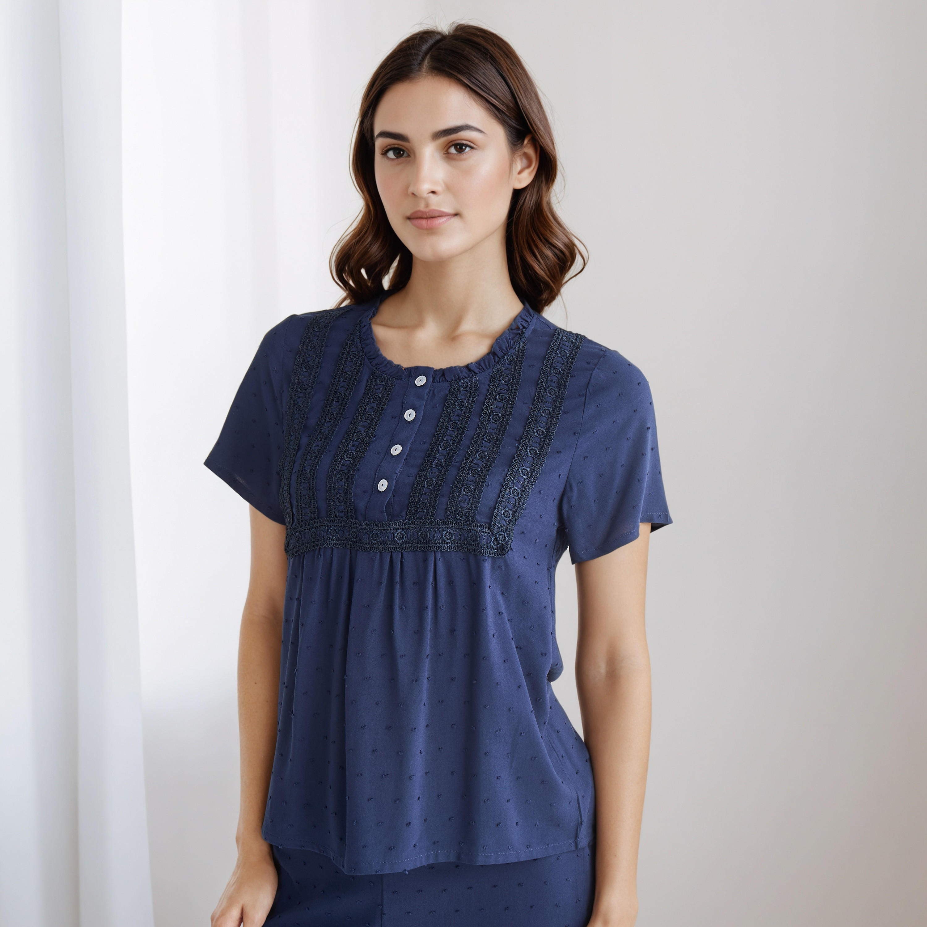 طقم بيجاما رايون بلوزة بأزرار وبنطلون-women-clothing-nightwear-pyjamas-longsets-image-2