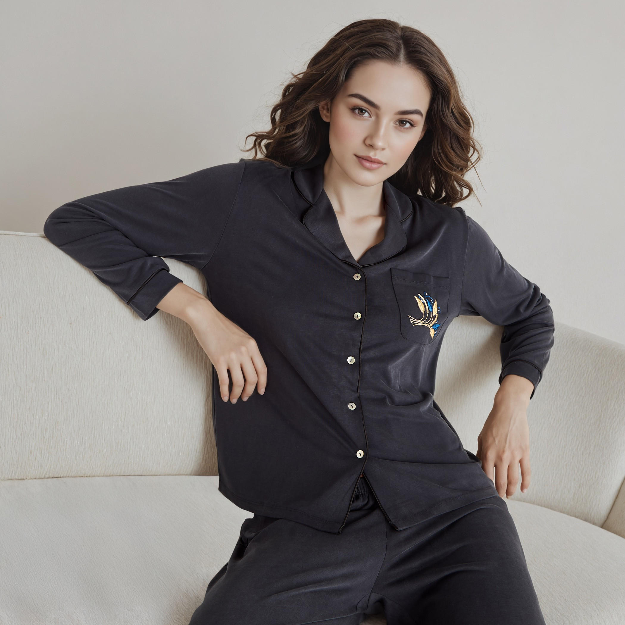 طقم بيجاما مطرز-women-clothing-nightwear-pyjamas-longsets-image-2