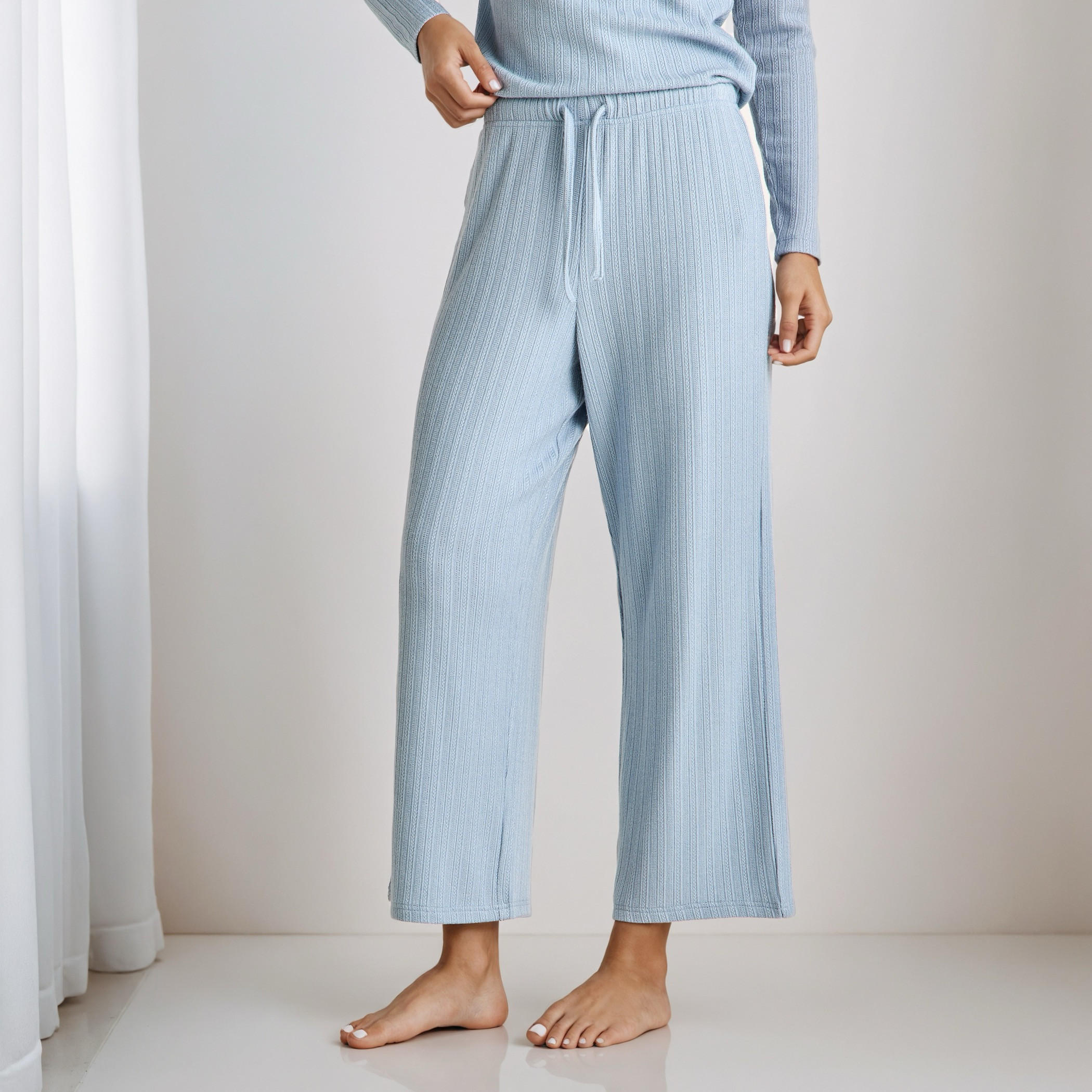 طقم بيجاما بارز الملمس بنطلون وبلوزة من مزيج البوليستر-women-clothing-nightwear-pyjamas-longsets-image-2