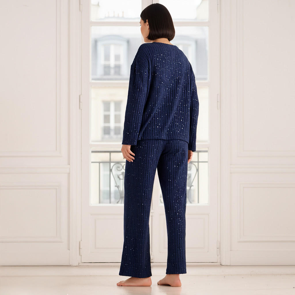 طقم بلوزة وبنطلون بيجاما مضلع-women-clothing-nightwear-pyjamas-longsets-image-2