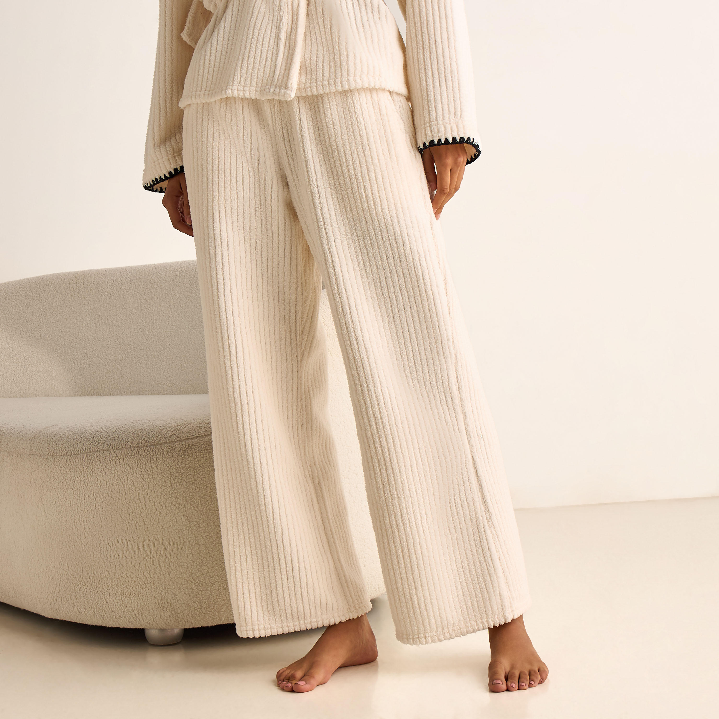 طقم بيجاما روب مع بلوزة وبنطلون-women-clothing-nightwear-pyjamas-longsets-image-3