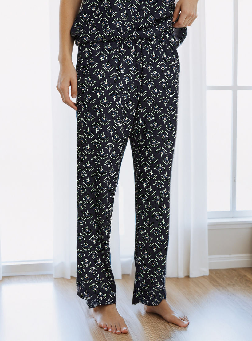 طقم بيجاما بطبعات مع قناع عين-women-clothing-nightwear-pyjamas-longsets-image-3
