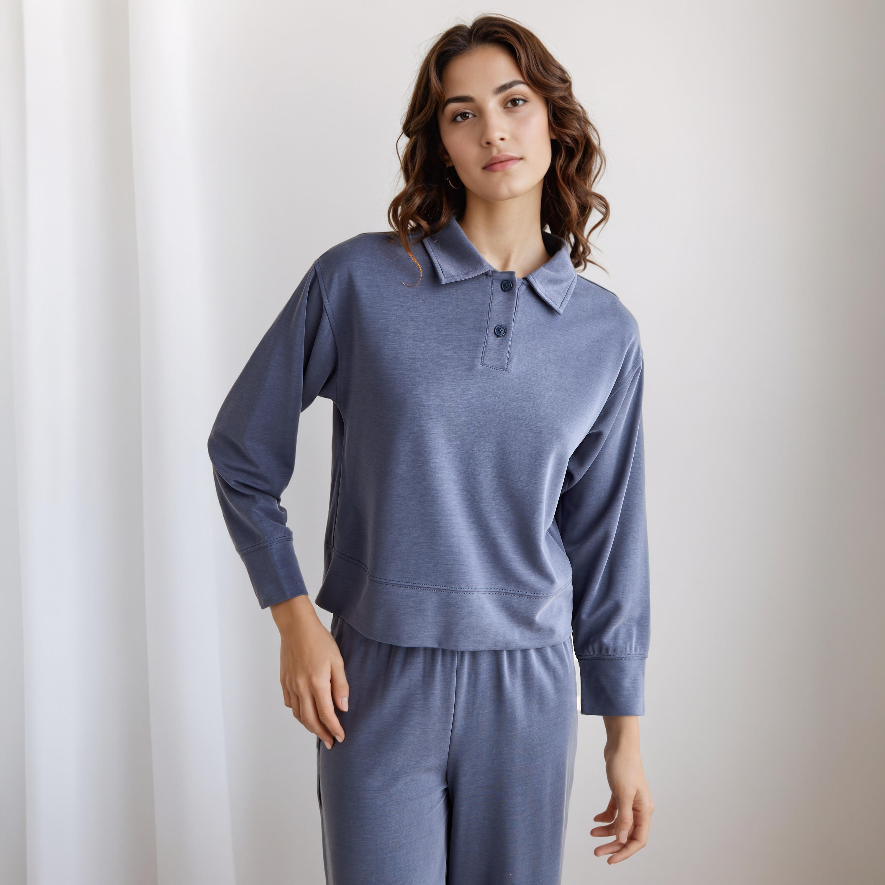 طقم بيجاما من بنطلون وتيشيرت بياقة-women-clothing-nightwear-pyjamas-longsets-image-2