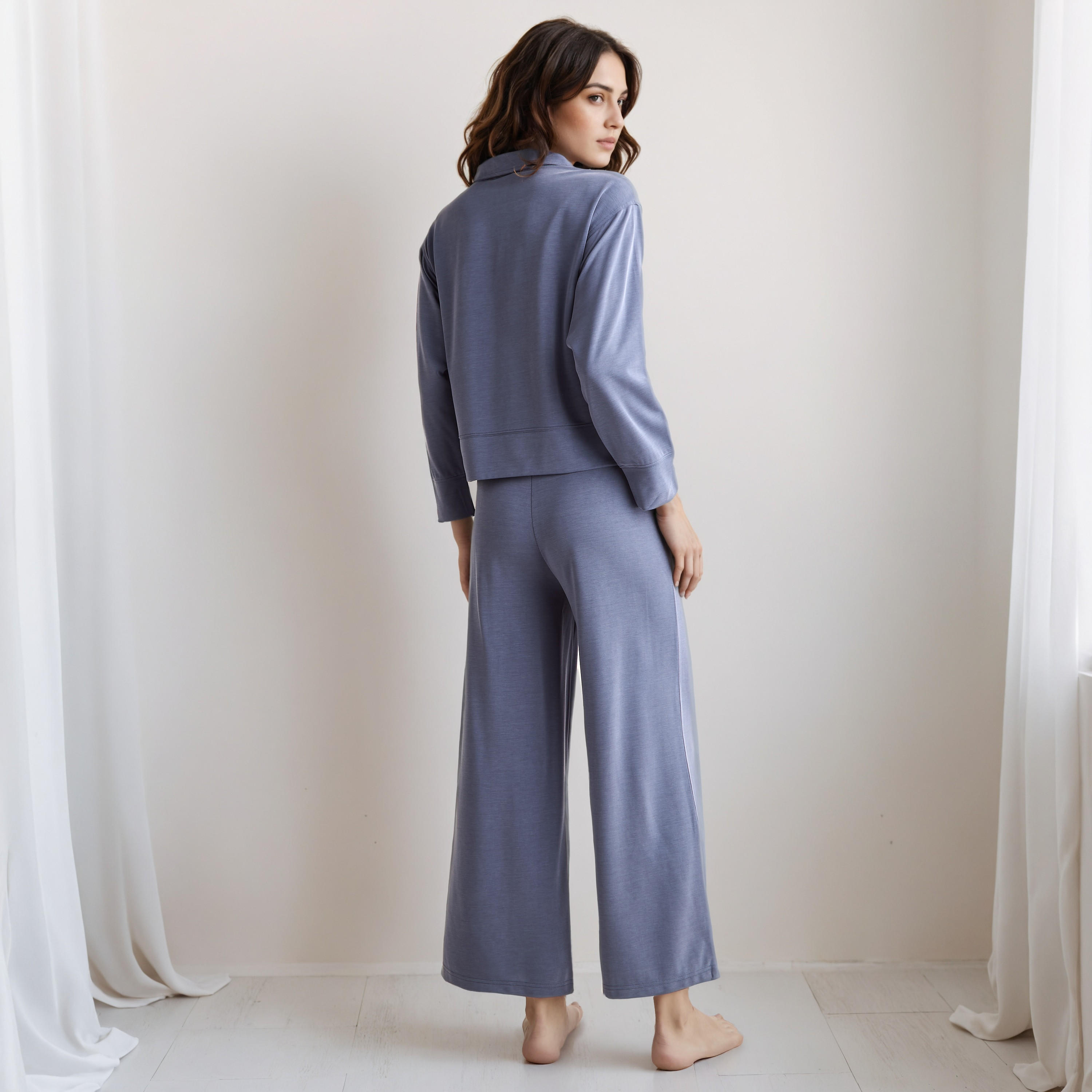 طقم بيجاما من بنطلون وتيشيرت بياقة-women-clothing-nightwear-pyjamas-longsets-image-3