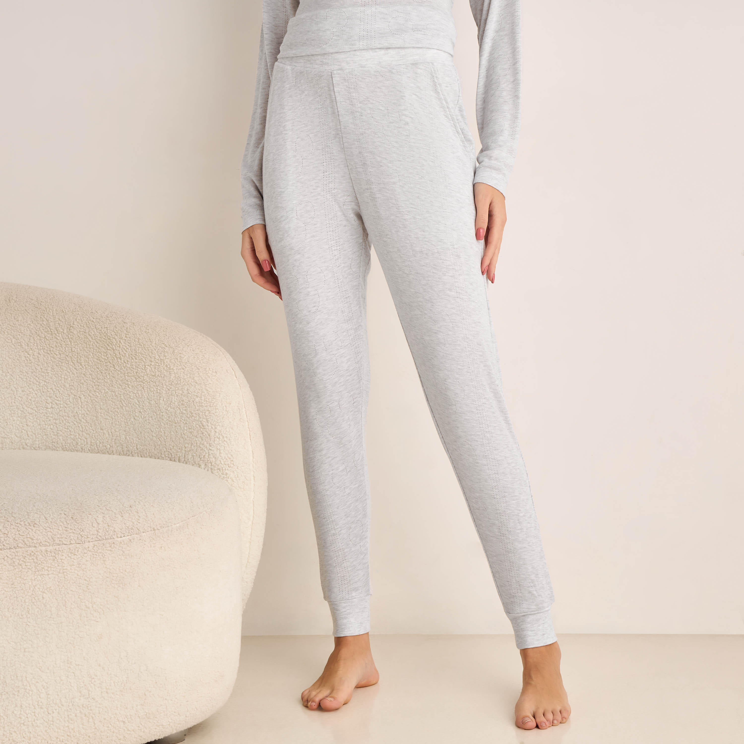 طقم بيجاما ميكي ماوس بتيشيرت نصف وصلة أزرار وبنطلون-women-clothing-nightwear-pyjamas-longsets-image-3