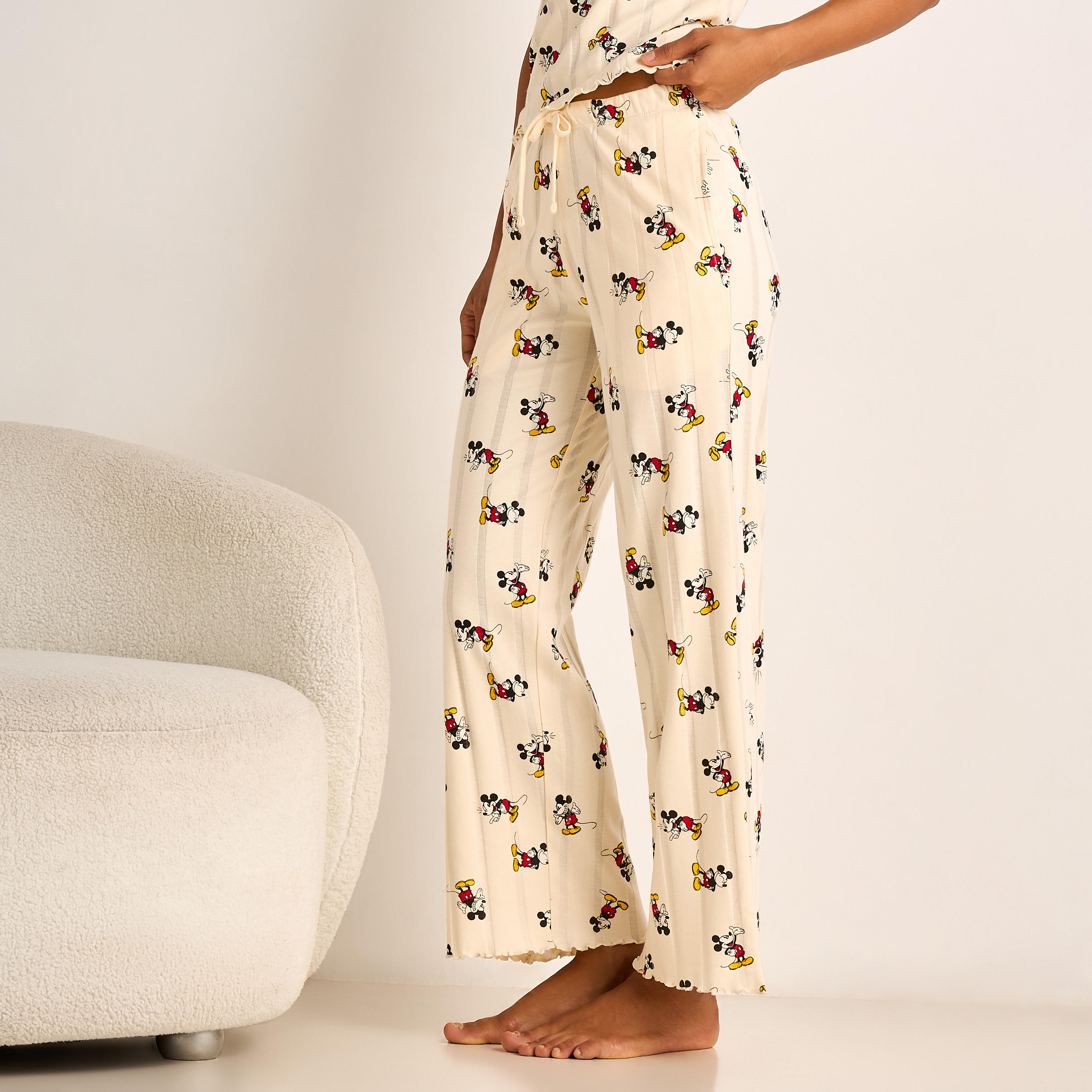 طقم بيجامة بلوزة وبنطلون-women-clothing-nightwear-pyjamas-longsets-image-4