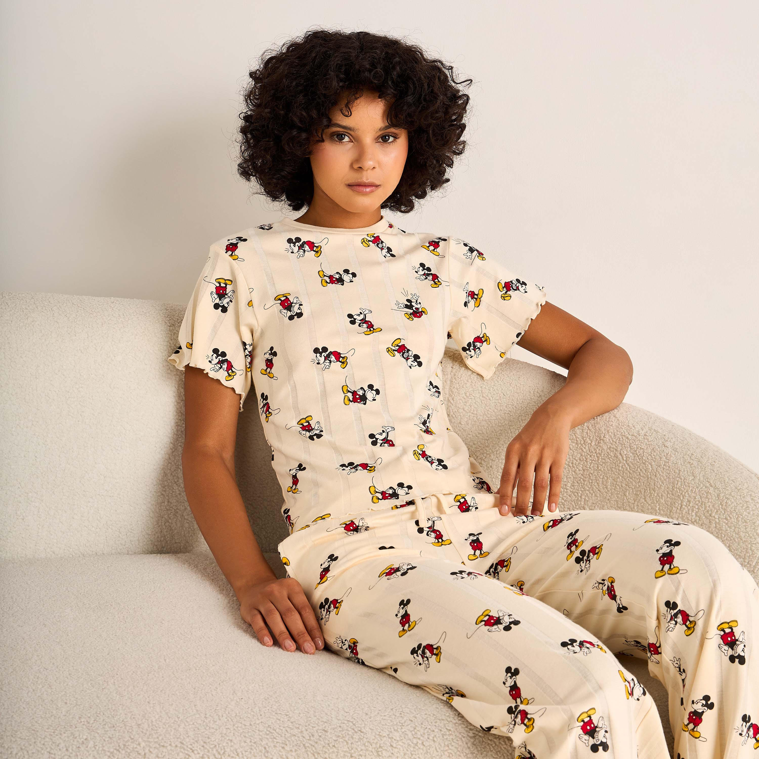 طقم بيجامة بلوزة وبنطلون-women-clothing-nightwear-pyjamas-longsets-image-1