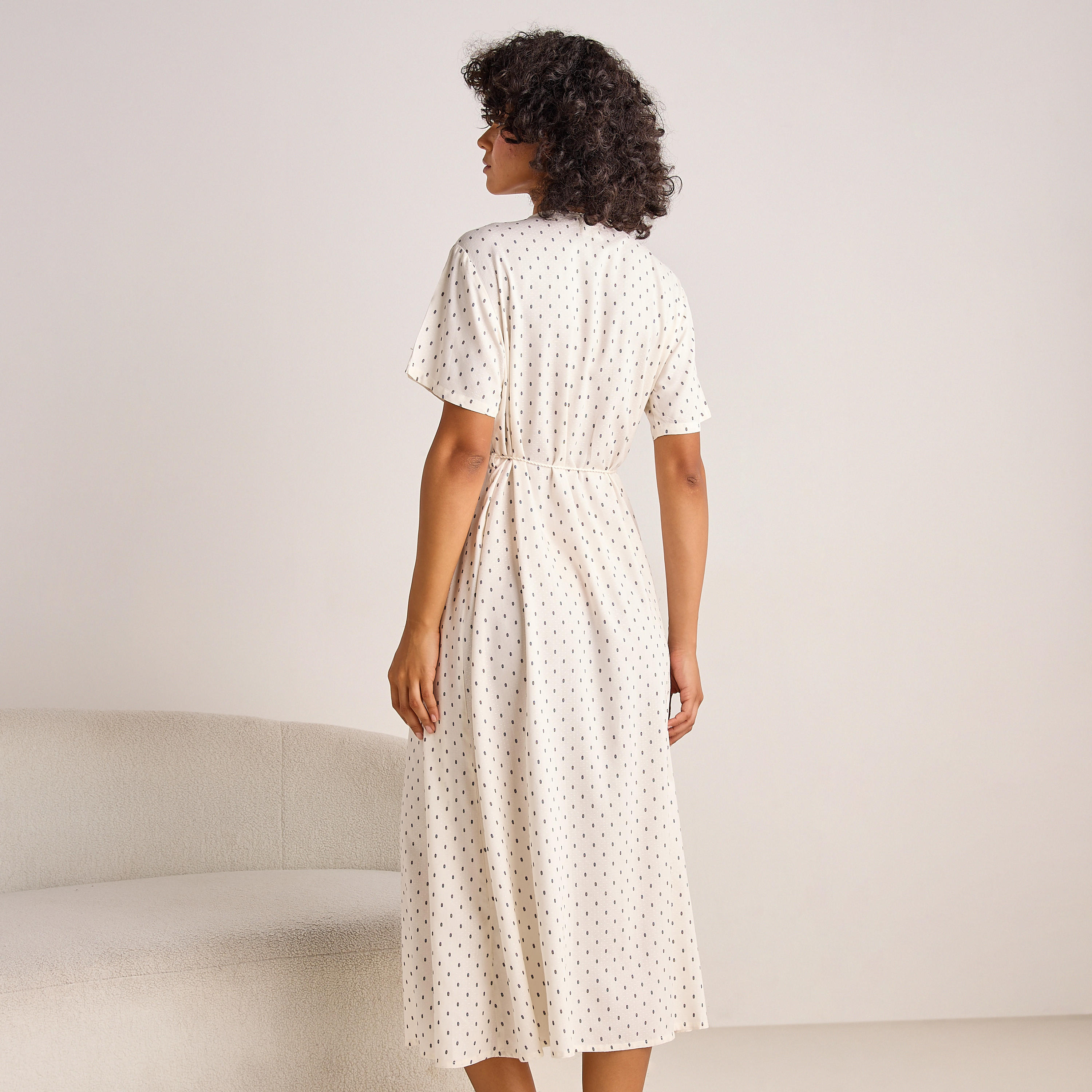 فستان نوم بأكمام قصيرة وحزام برباط-women-clothing-nightwear-nighties-image-3