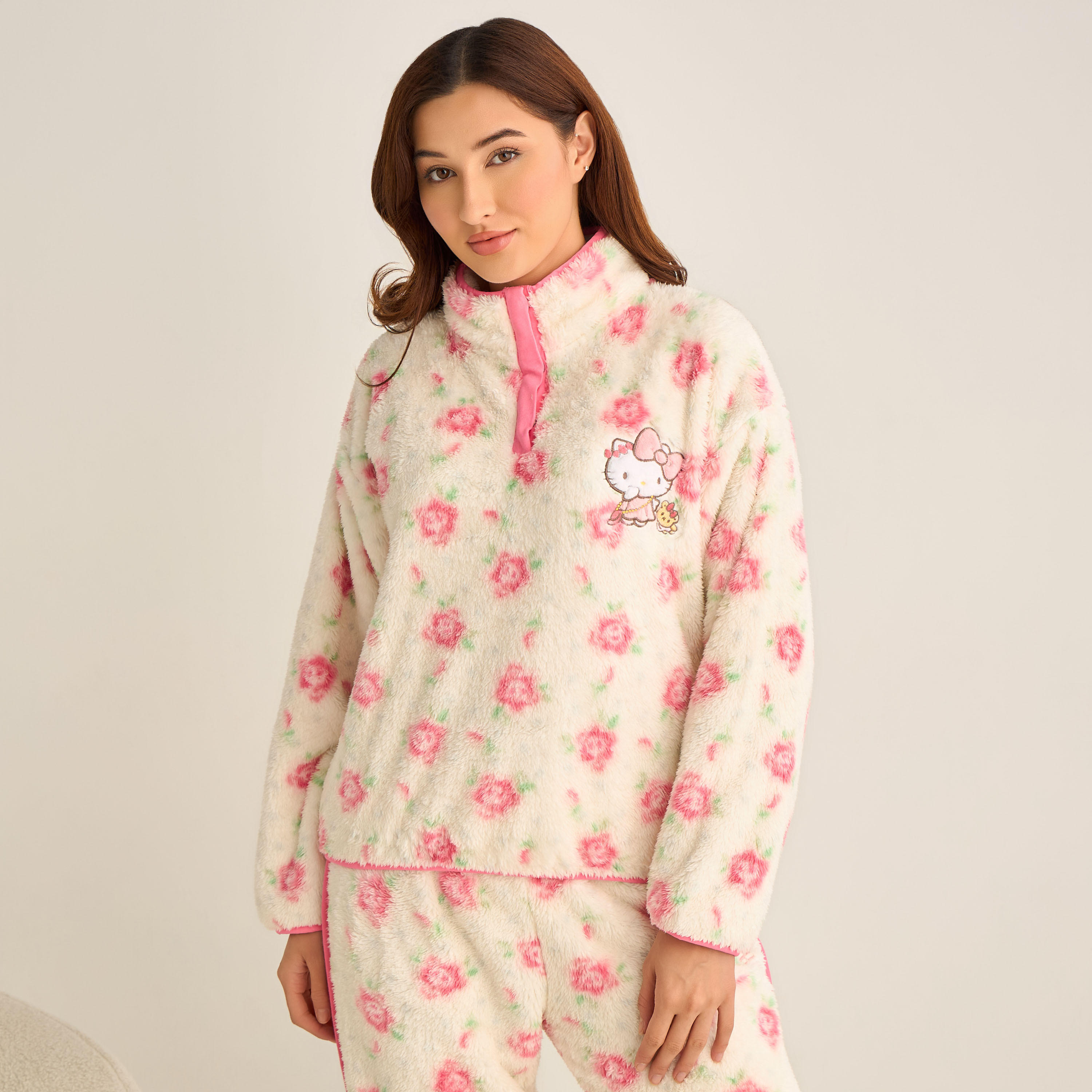 طقم بيجاما بلوزة بوصلة أزرار وبنطلون-women-clothing-nightwear-pyjamas-longsets-image-5