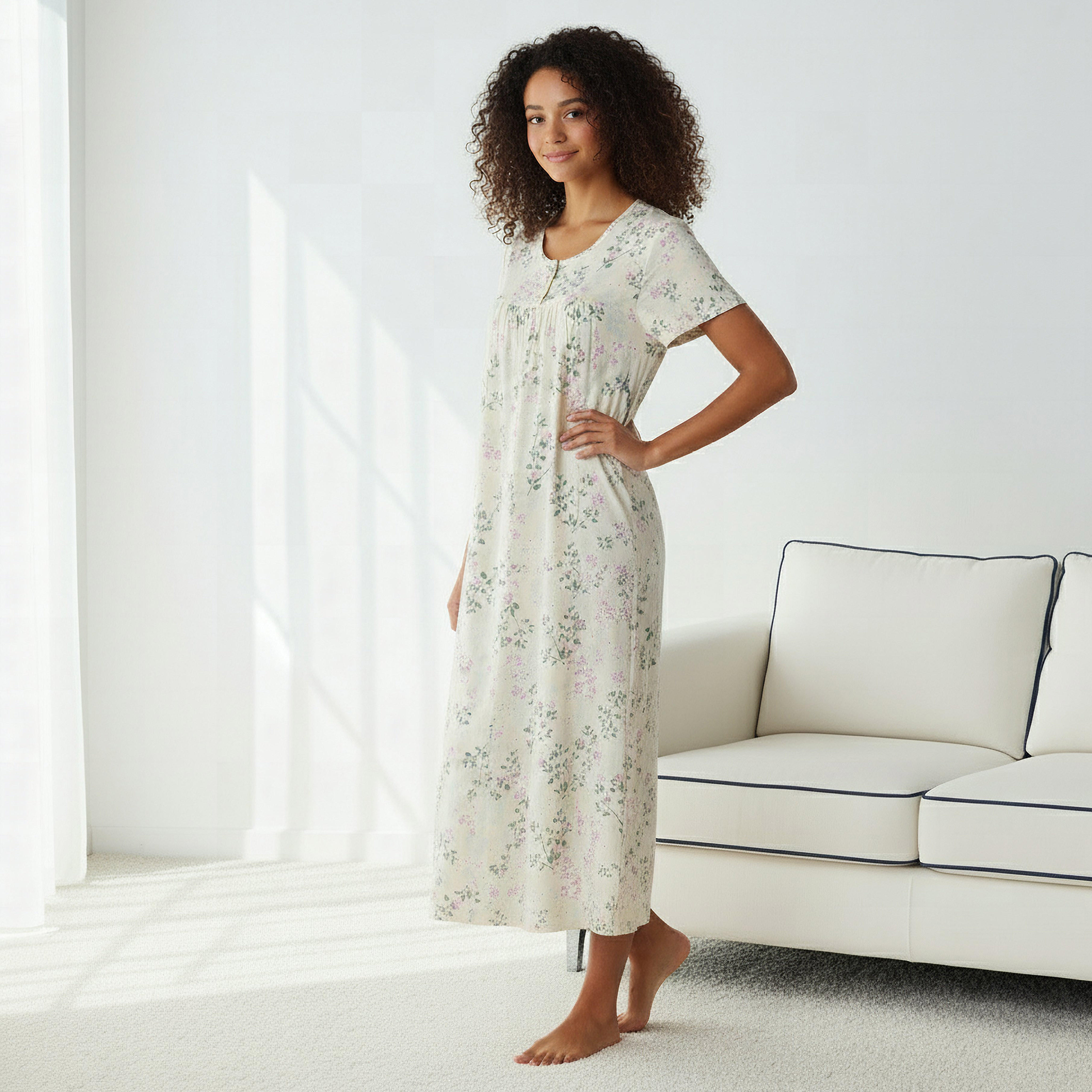 فستان نوم فيسكوز بأكمام قصيرة وطبعات زهرية-women-clothing-nightwear-nighties-image-3