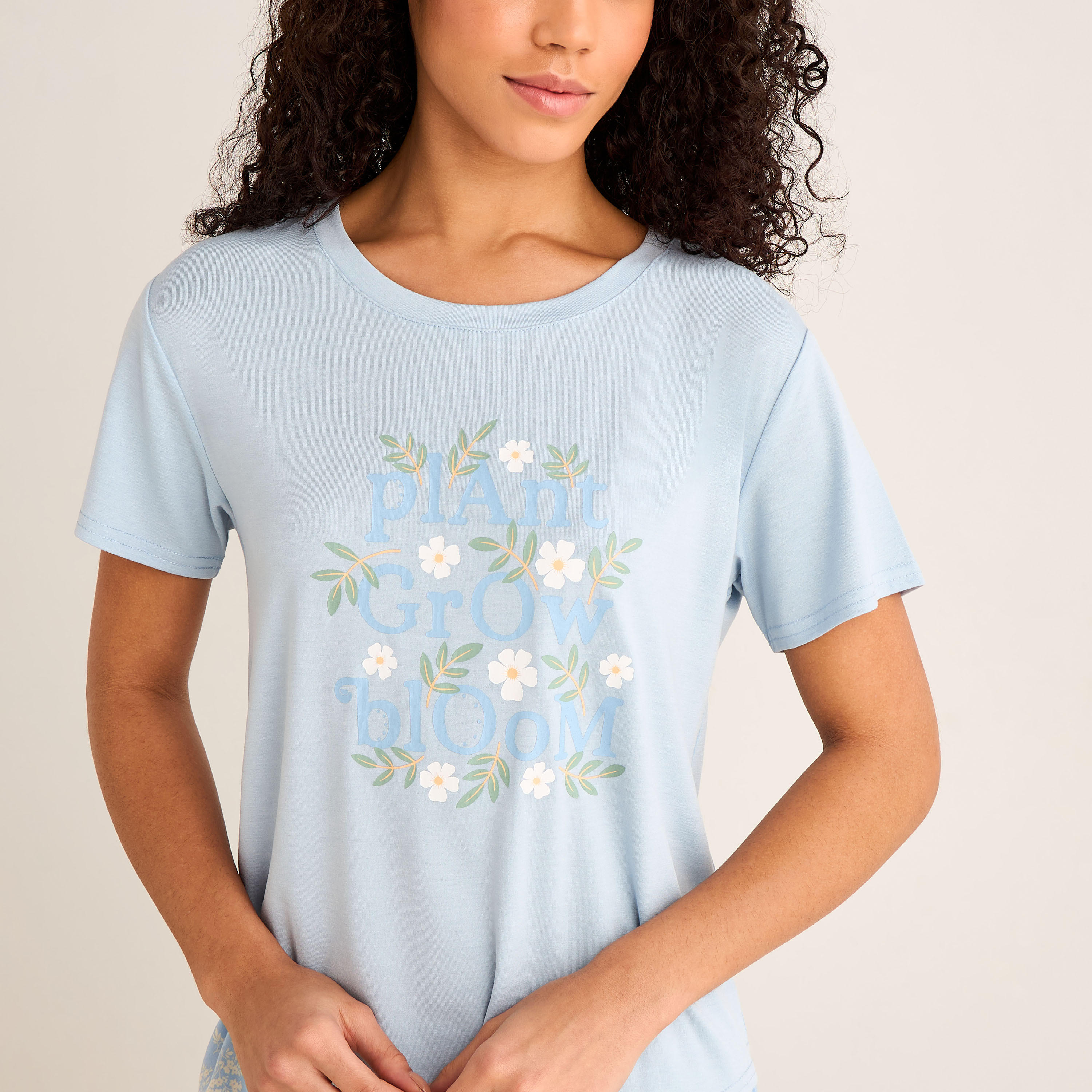 طقم بيجاما بنطلون وتيشيرت-women-clothing-nightwear-pyjamas-longsets-image-5