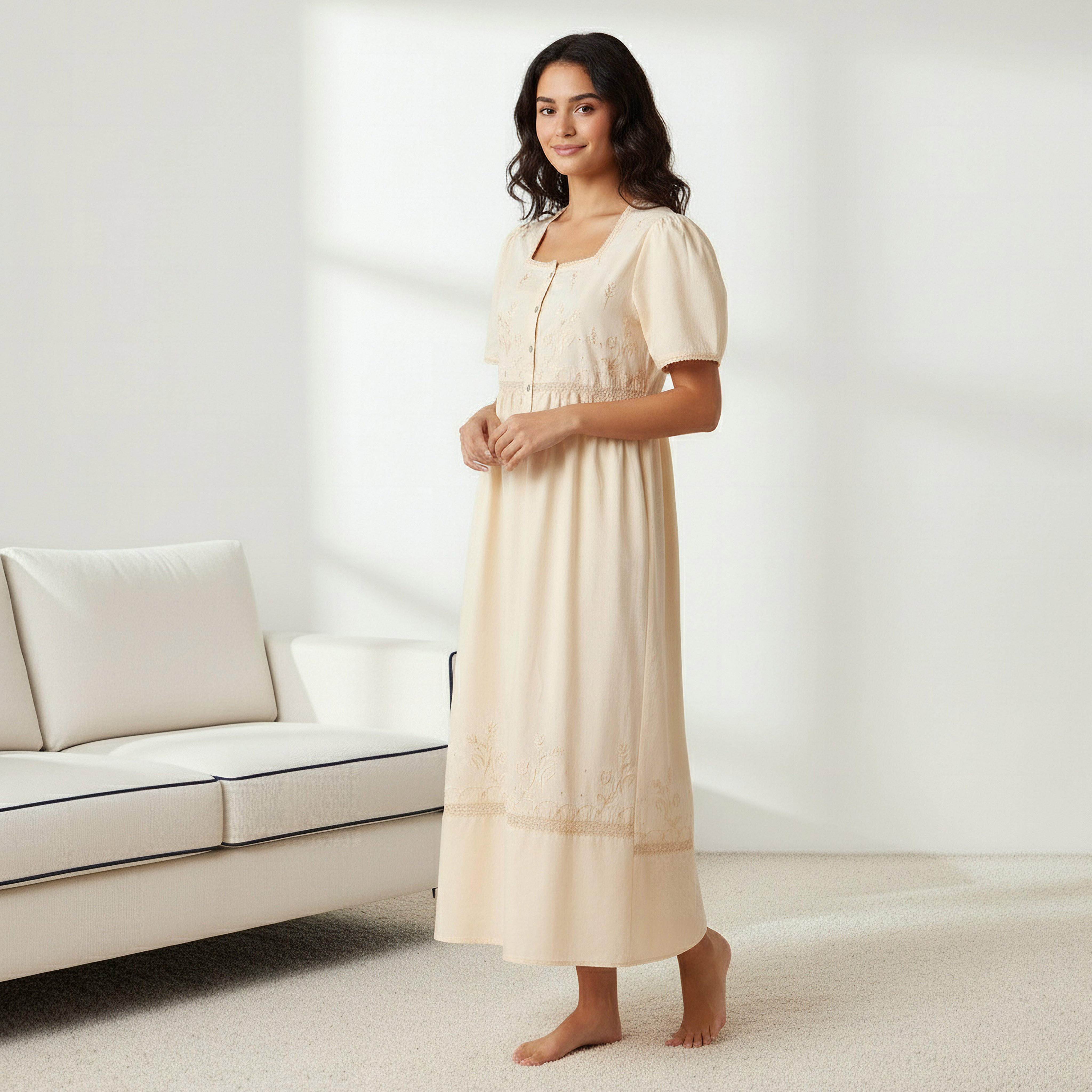 فستان نوم قطن بأكمام قصيرة وتطريز-women-clothing-nightwear-nighties-image-2