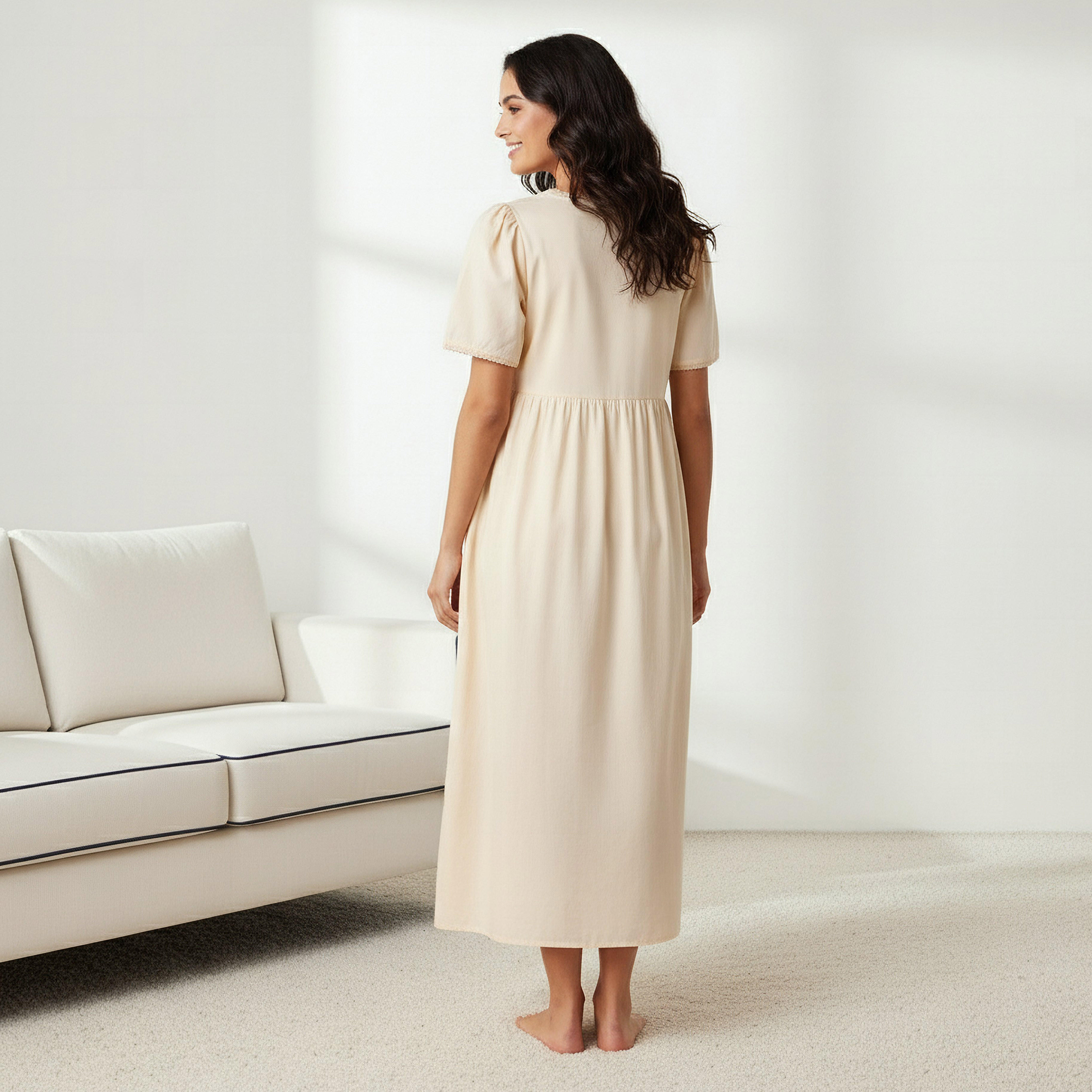فستان نوم قطن بأكمام قصيرة وتطريز-women-clothing-nightwear-nighties-image-3