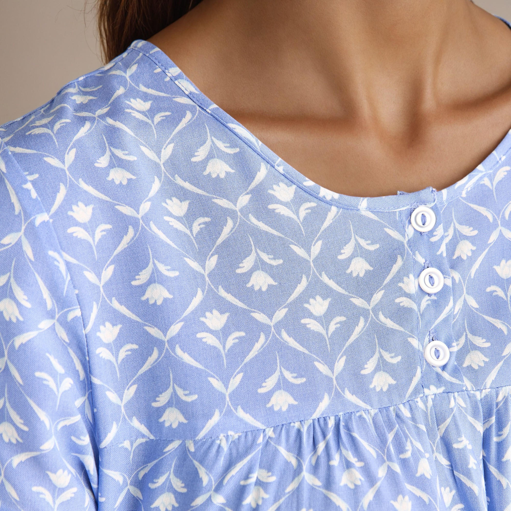 قميص نوم ميدي برقبة مستديرة-women-clothing-nightwear-nighties-image-4