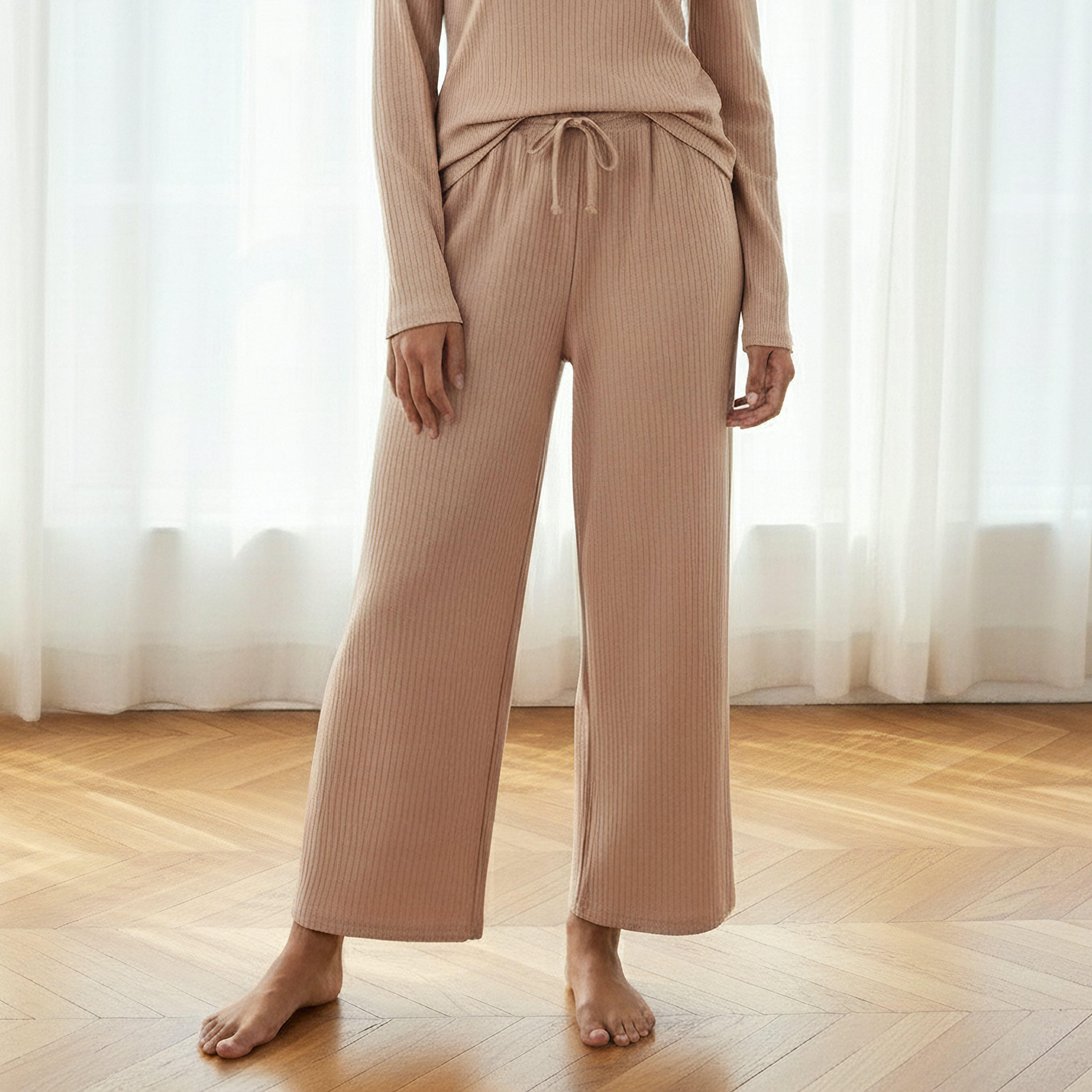 طقم بيجاما ببلوزة مضلّعة وبنطلون-women-clothing-nightwear-pyjamas-longsets-image-3