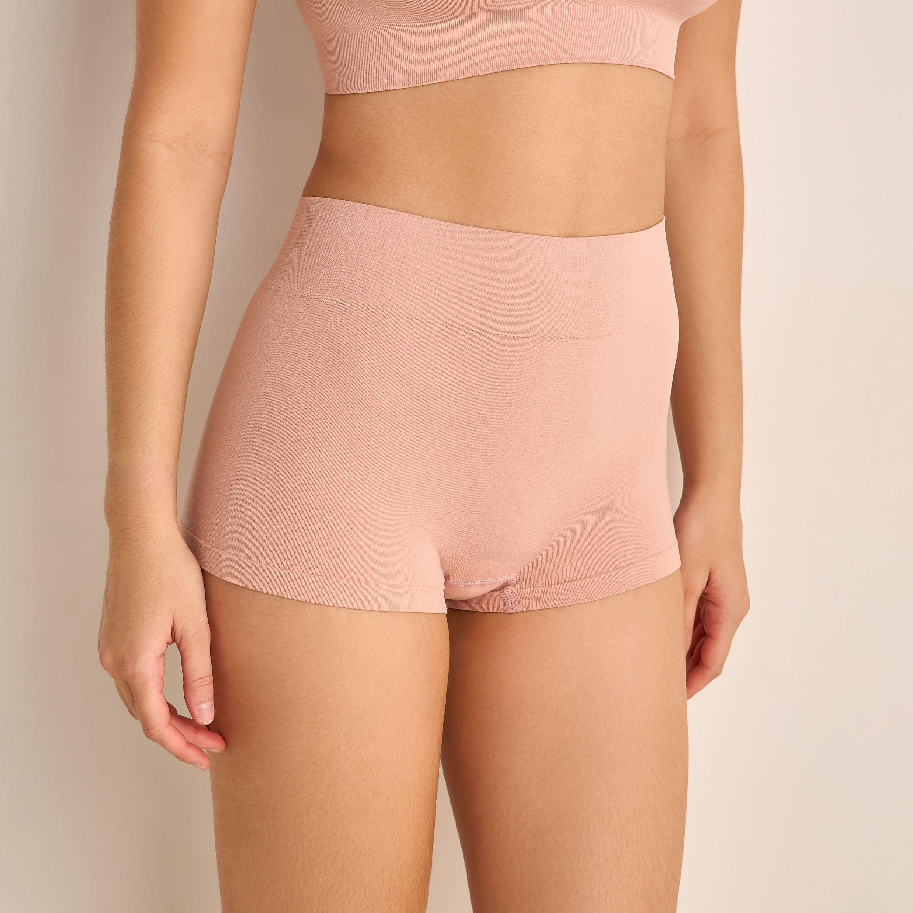 سروال بوي شورت داخلي بدون درزات من سكينز-women-clothing-lingerie-panties-image-4