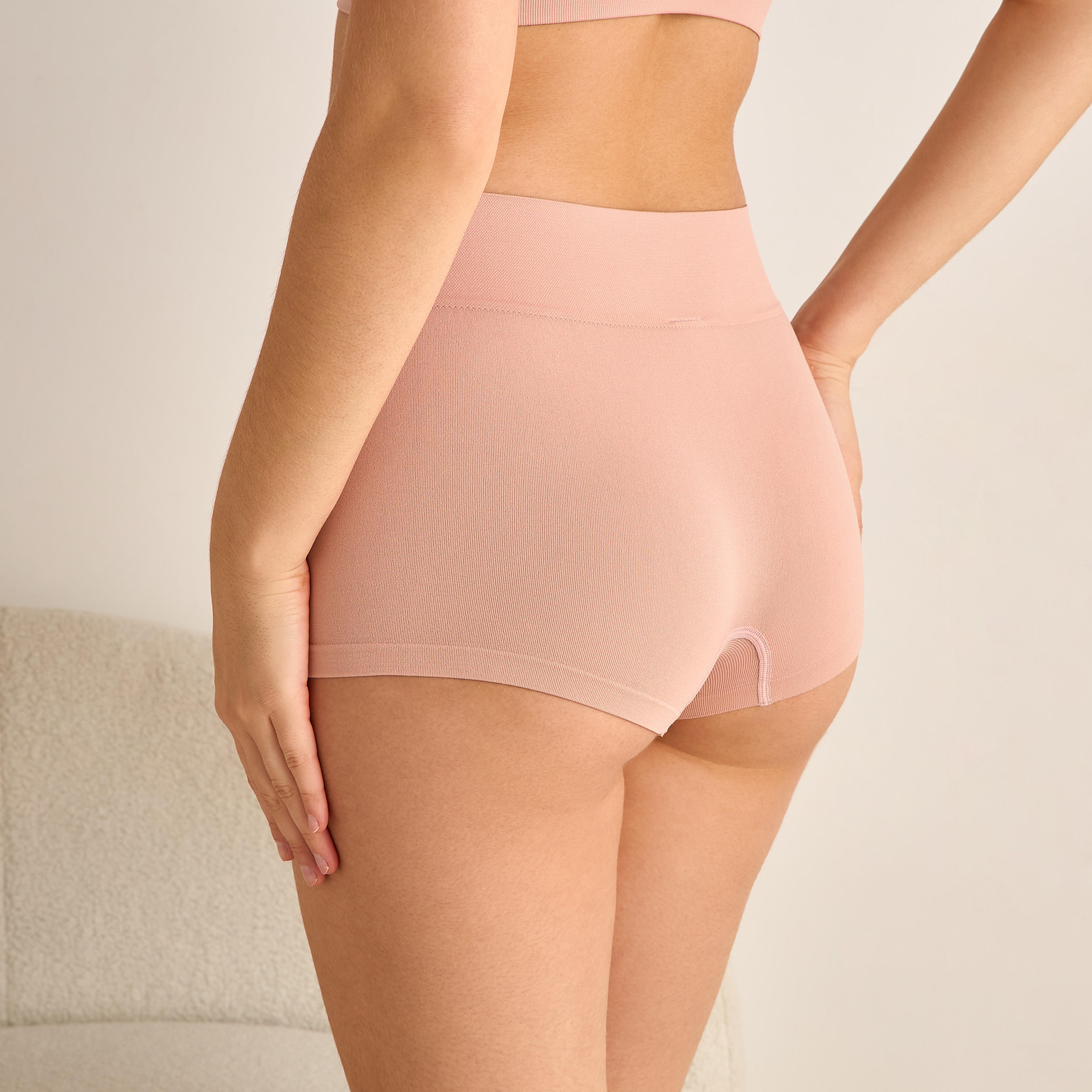 سروال بوي شورت داخلي بدون درزات من سكينز-women-clothing-lingerie-panties-image-3