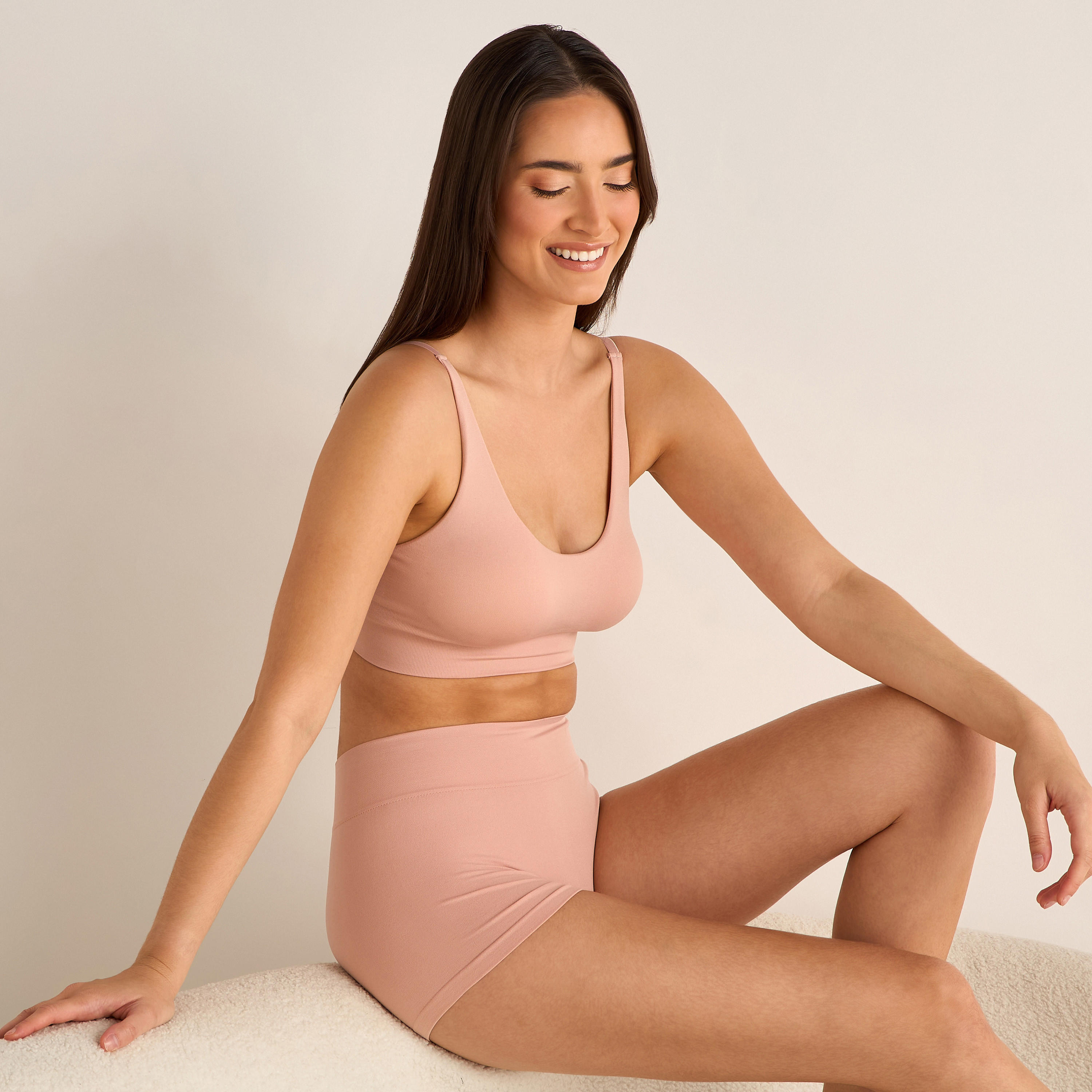 Skins Seamless Bralette-women-clothing-lingerie-bras-image-5