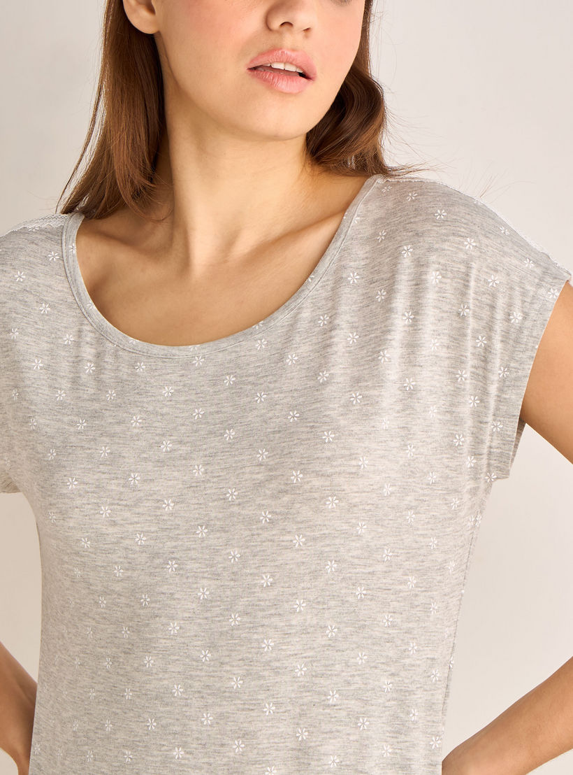 فستان نوم بأكمام قصيرة وطبعات زهرية-women-clothing-nightwear-nighties-image-5
